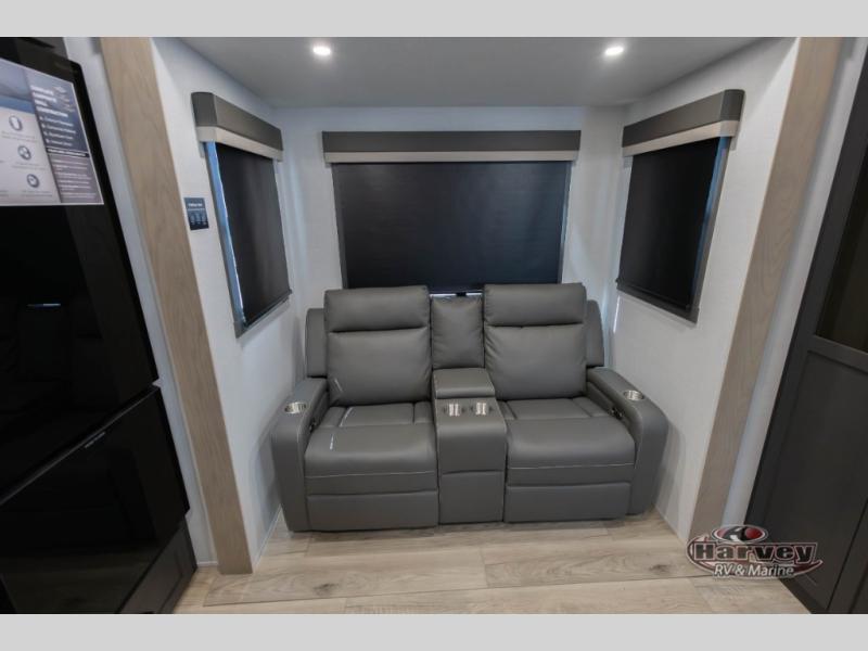 2026 Forest River Flagstaff Classic F281RK FIFTH WHEEL