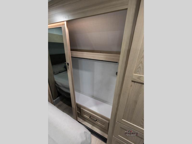 2026 Forest River Flagstaff Classic F281RK FIFTH WHEEL