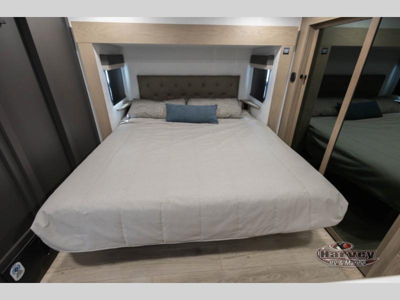 2026 Forest River Flagstaff Classic F281RK FIFTH WHEEL