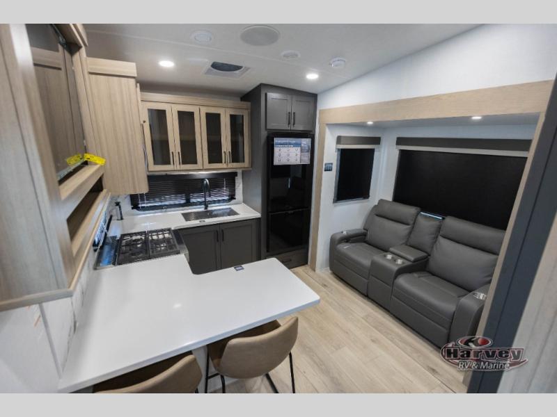 2026 Forest River Flagstaff Classic F281RK FIFTH WHEEL