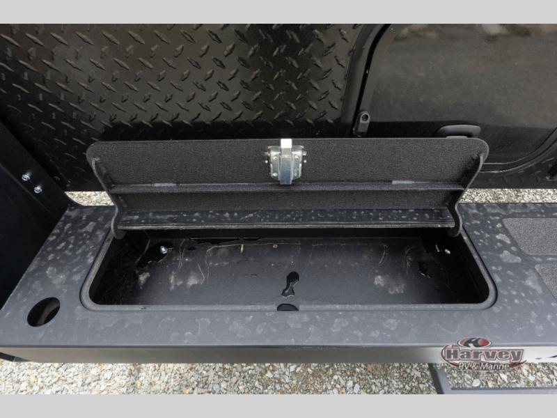2026 Palomino Backpack HS-3201 TRUCK CAMPER