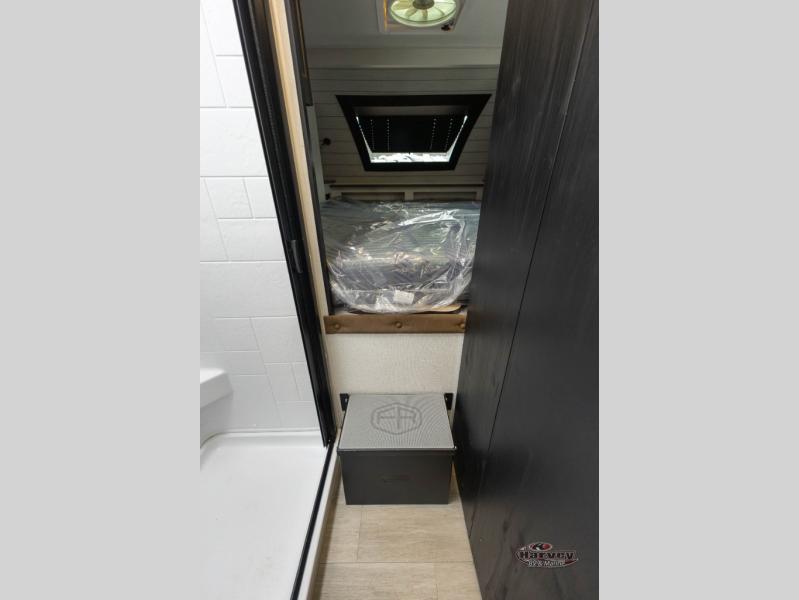 2026 Palomino Backpack HS-3201 TRUCK CAMPER