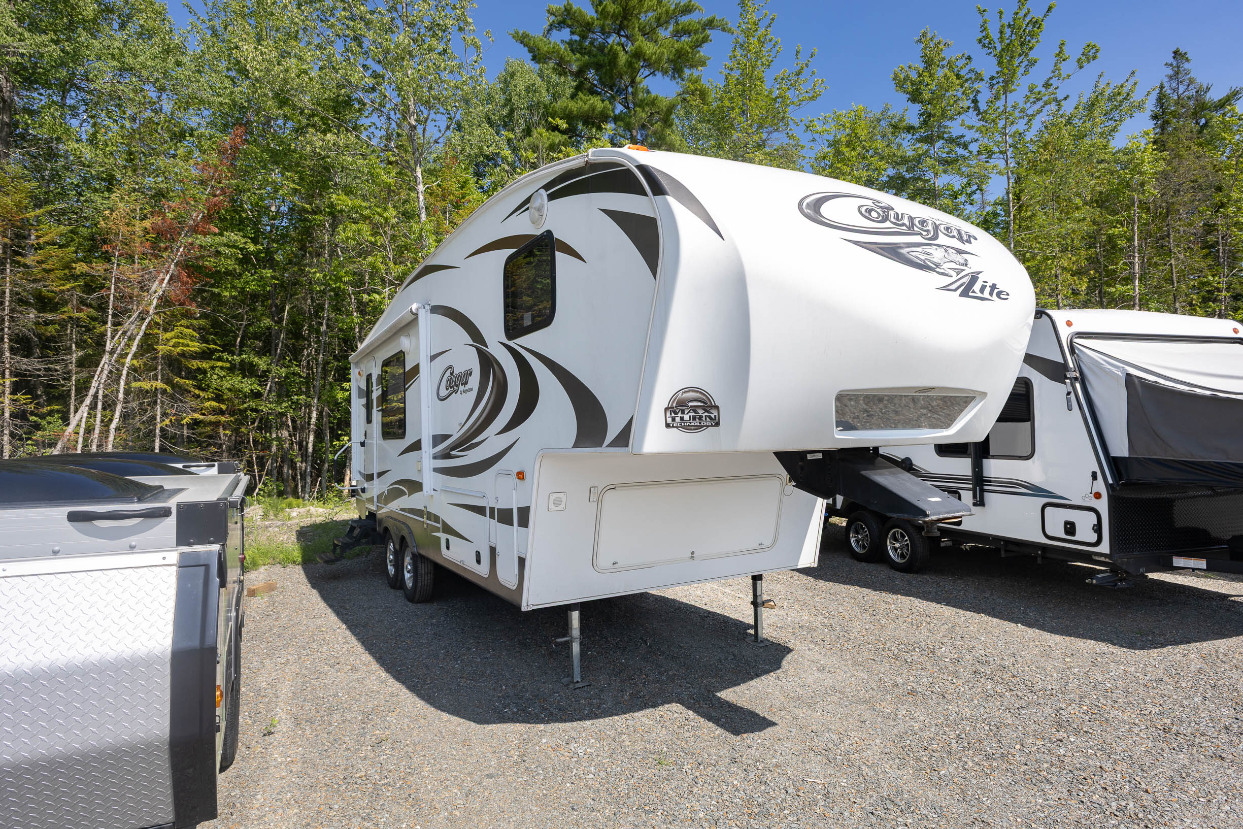 2014 Keystone RV Cougar XLite 25RKS FIFTH WHEEL