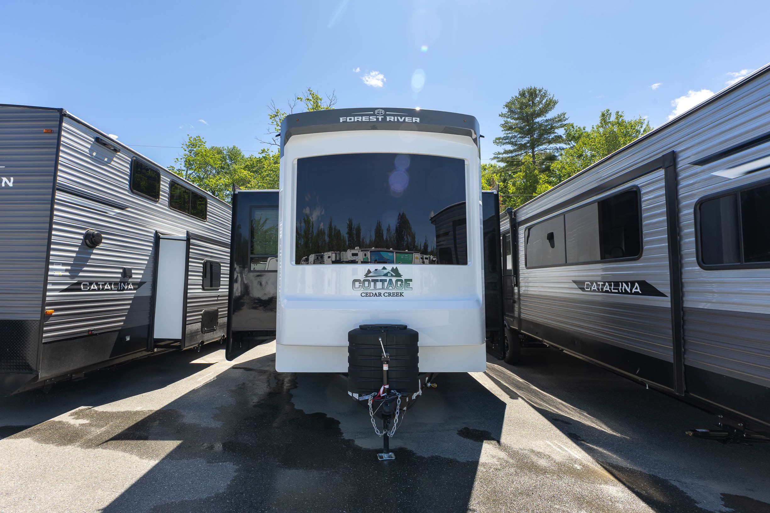 2026 Forest River Cedar Creek Cottage 40CDL DESTINATION TRAILER