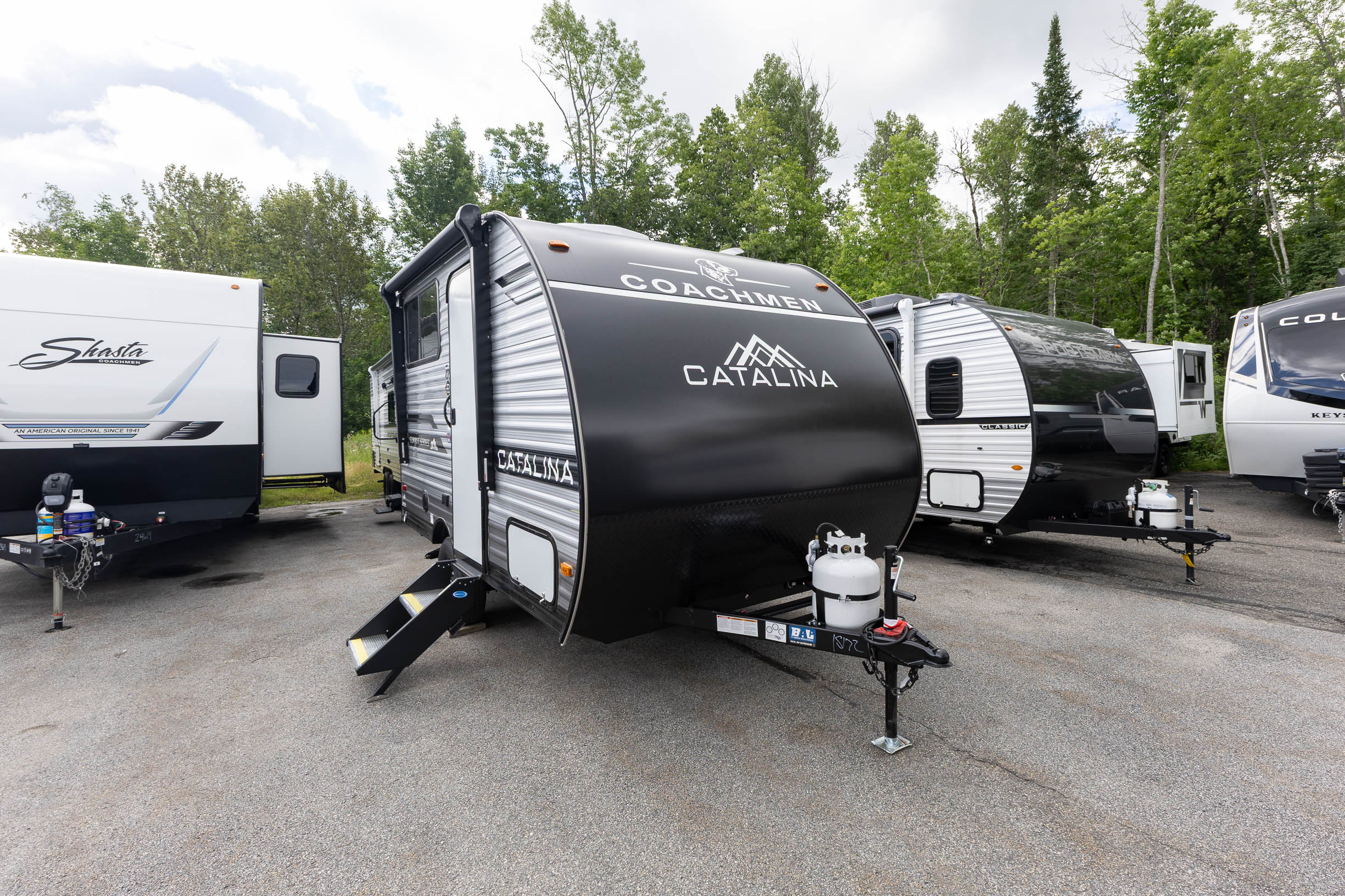 2026 Coachmen Catalina Summit 134BHX TRAVEL TRAILER