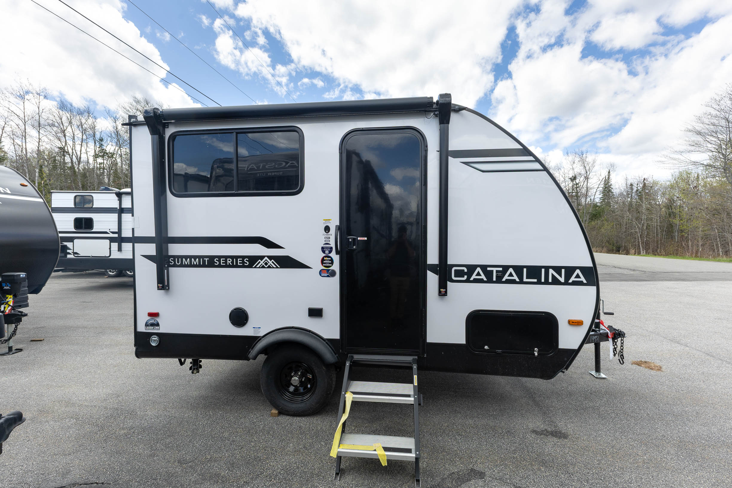 2026 Coachmen Catalina Summit 134BHX TRAVEL TRAILER