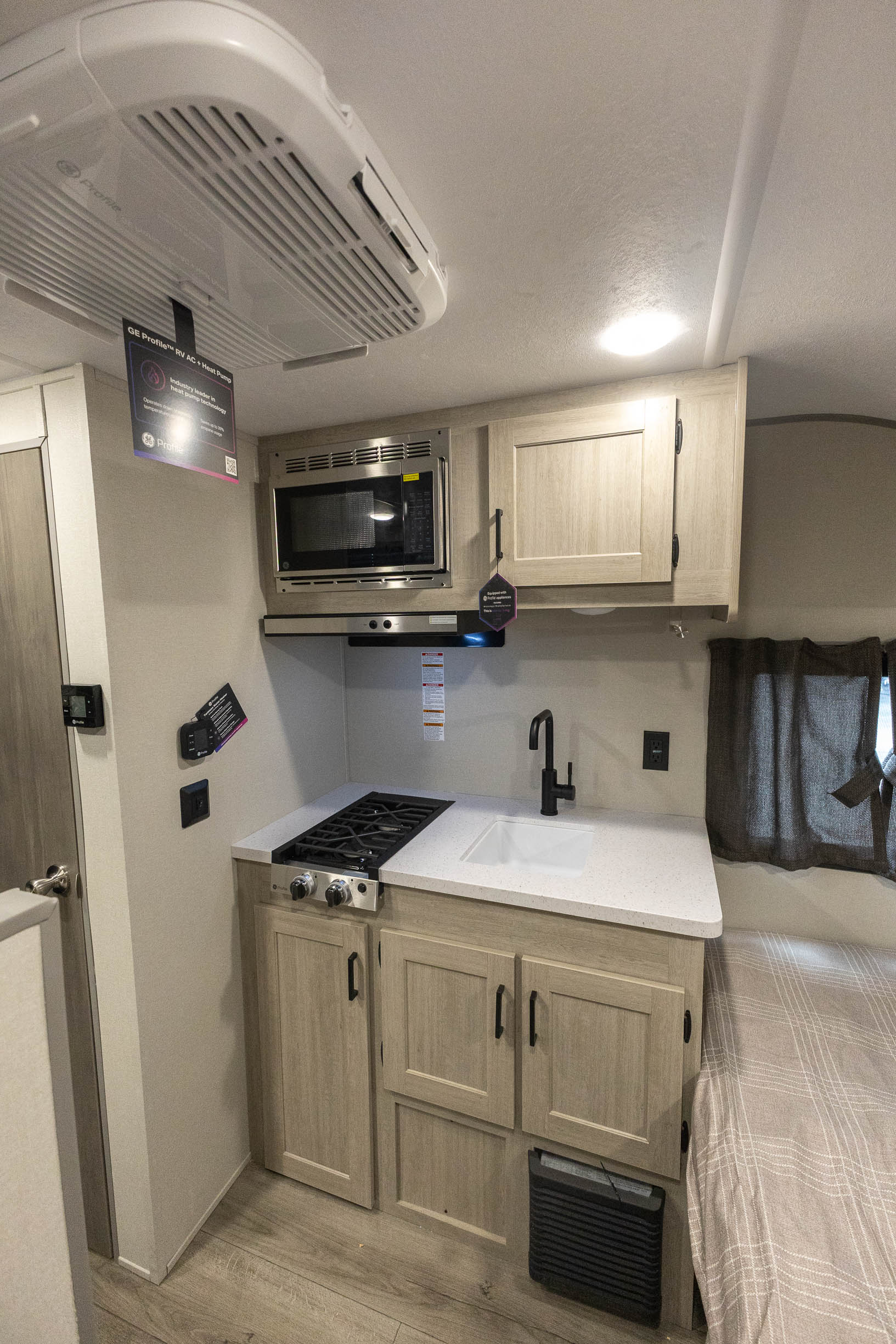2026 Coachmen Catalina Summit 134BHX TRAVEL TRAILER