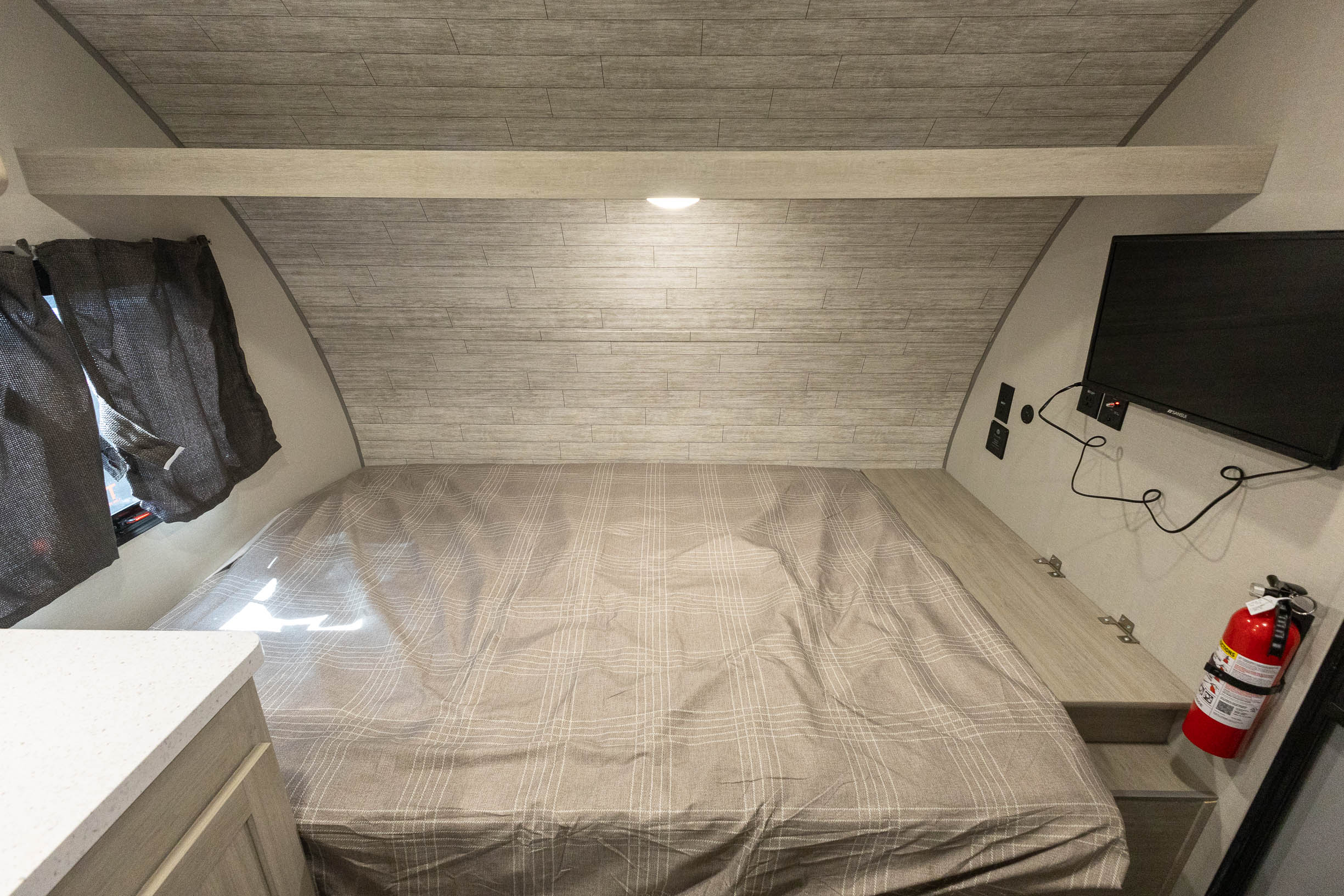2026 Coachmen Catalina Summit 134BHX TRAVEL TRAILER