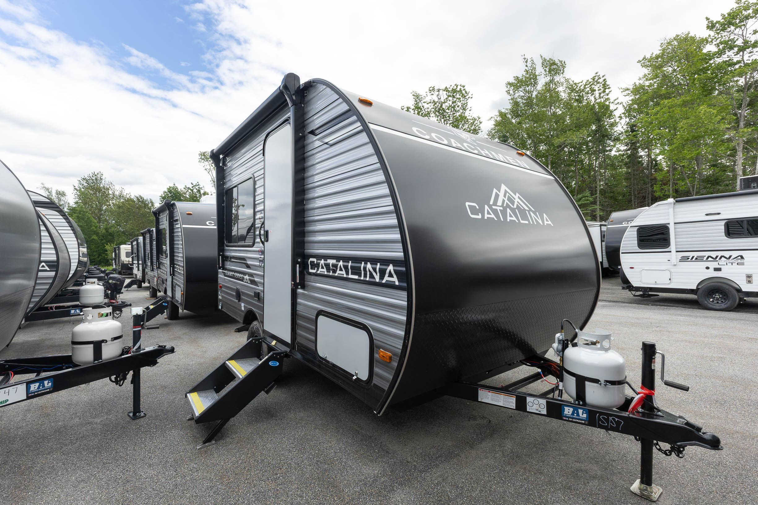 2026 Coachmen Catalina Summit 134RDX TRAVEL TRAILER