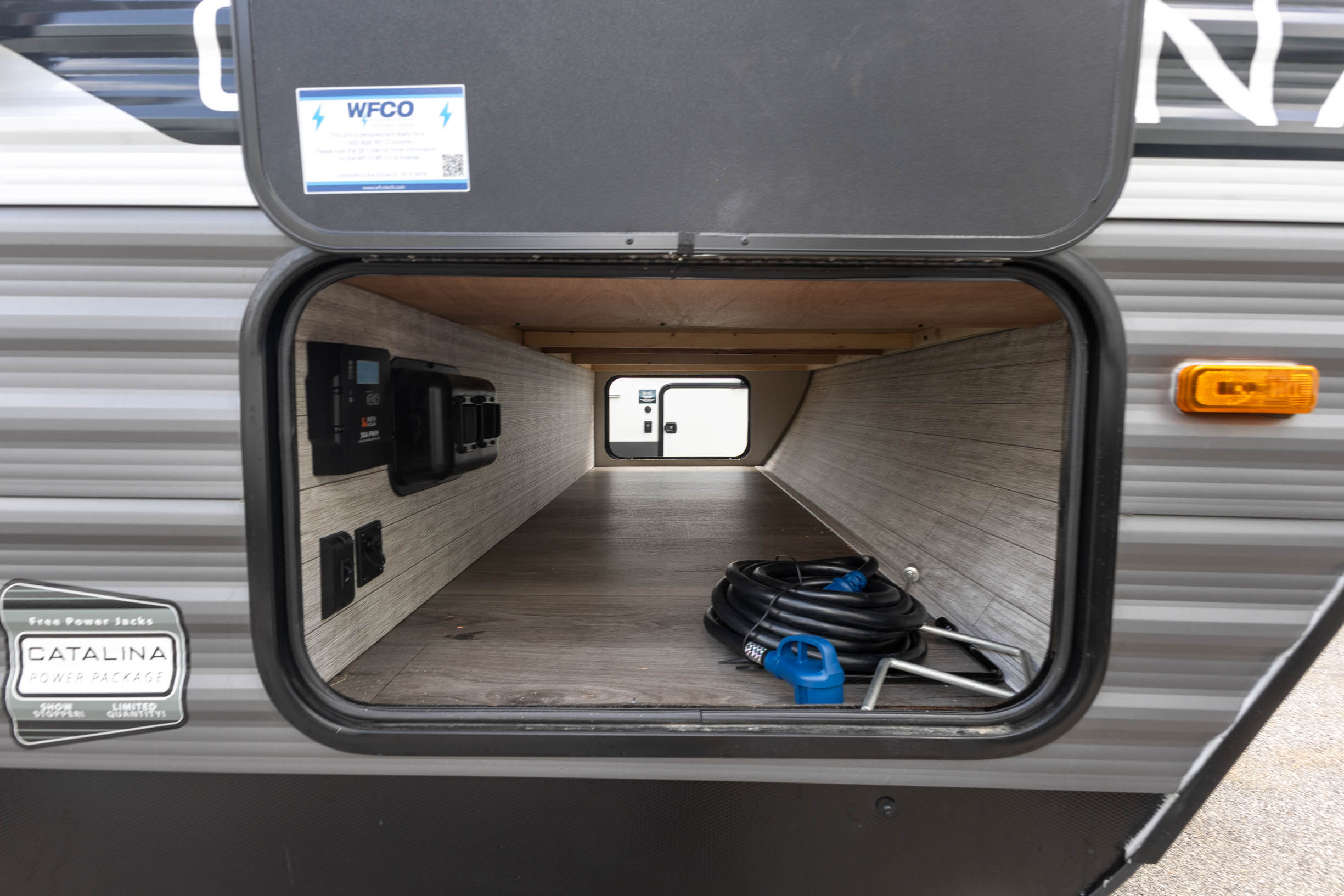 2026 Coachmen Catalina Summit 211BH TRAVEL TRAILER