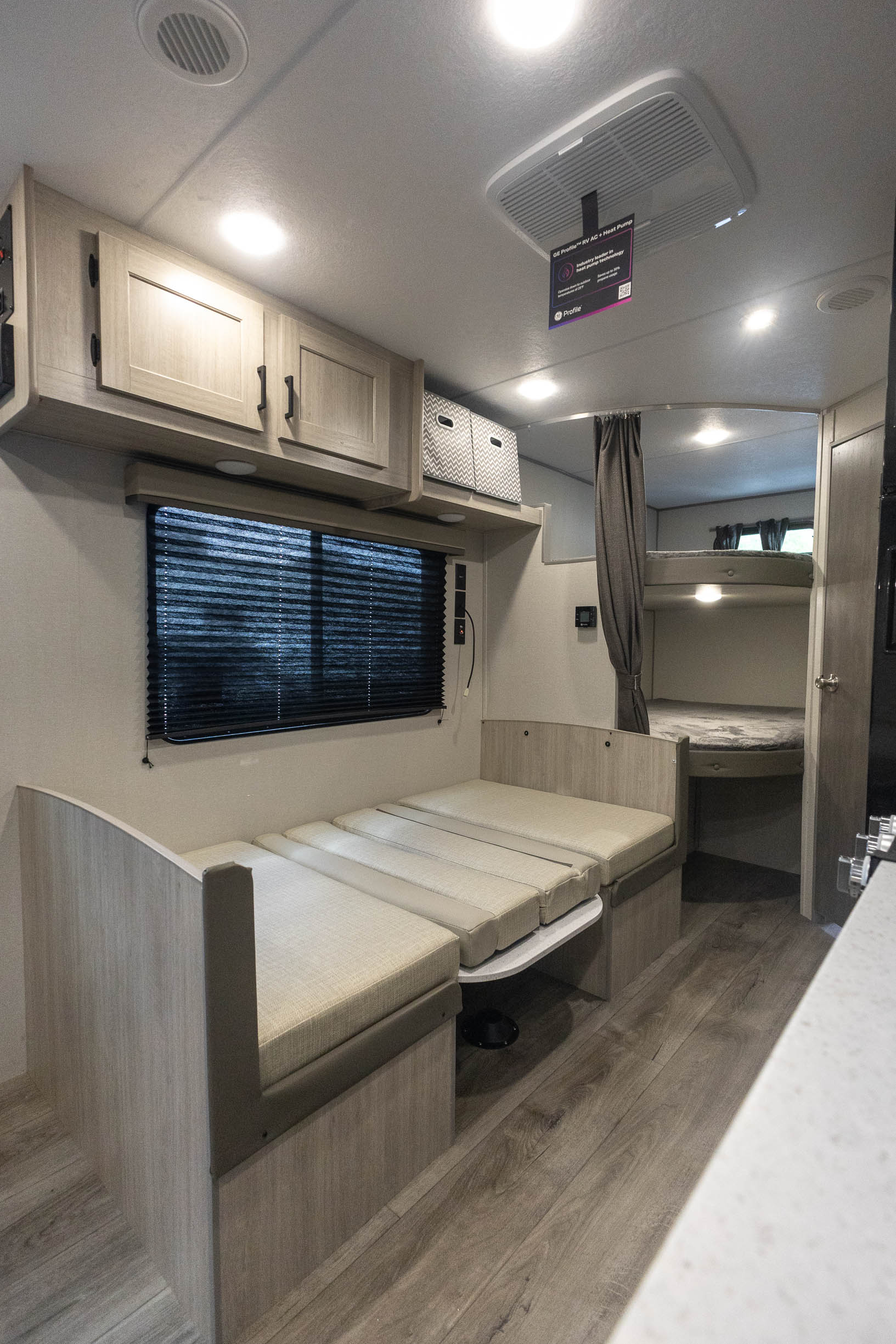 2026 Coachmen Catalina Summit 211BH TRAVEL TRAILER