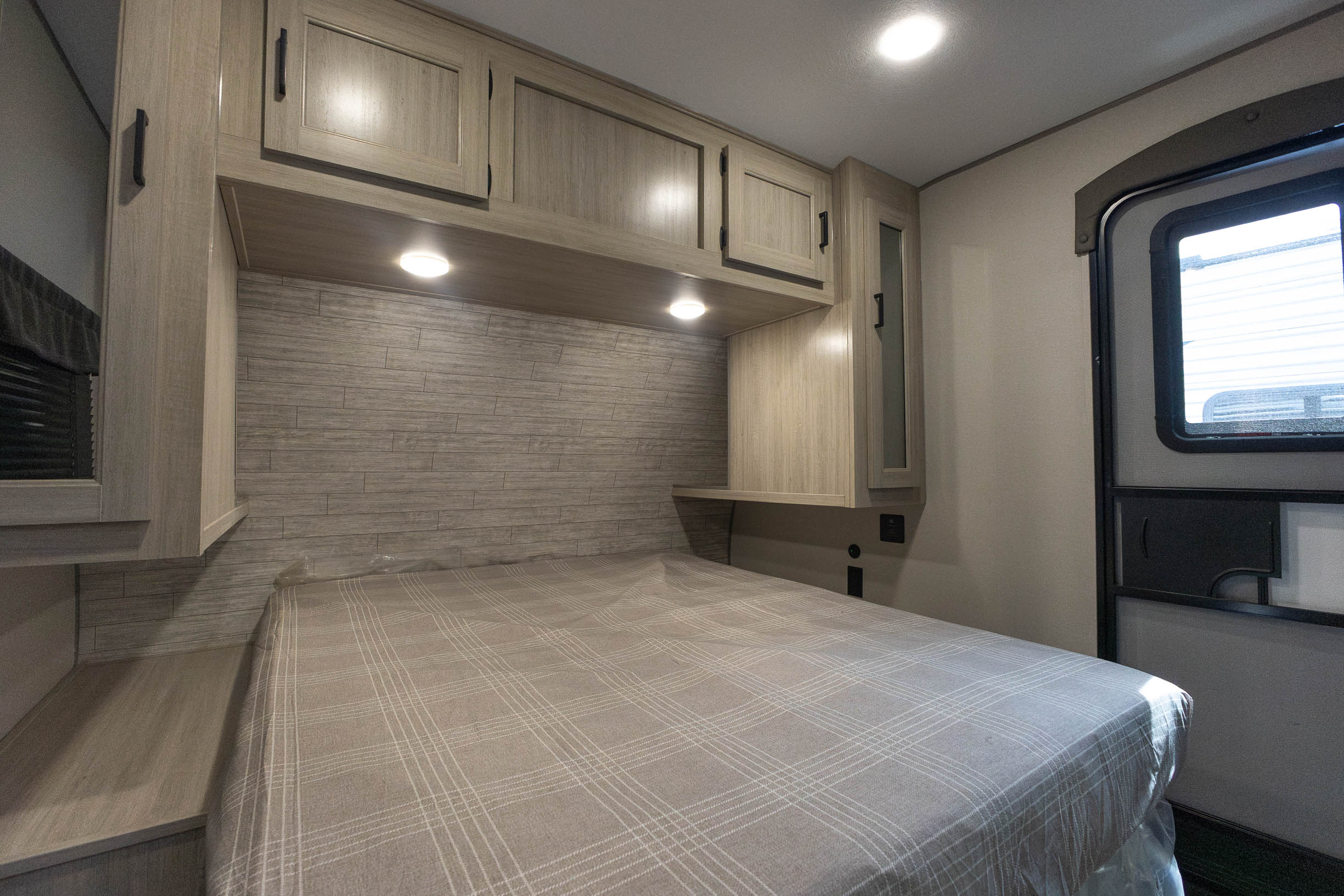 2026 Coachmen Catalina Legacy Edition 263BHSCK TRAVEL TRAILER