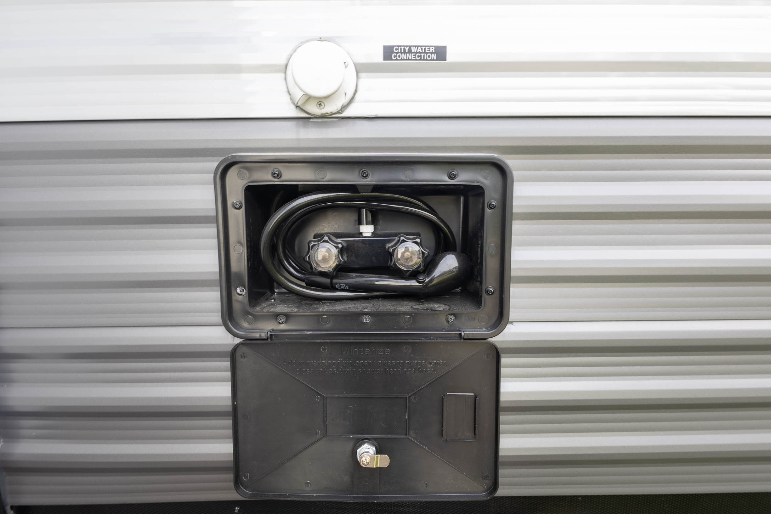 2026 Coachmen Catalina Legacy Edition 263BHSCK TRAVEL TRAILER