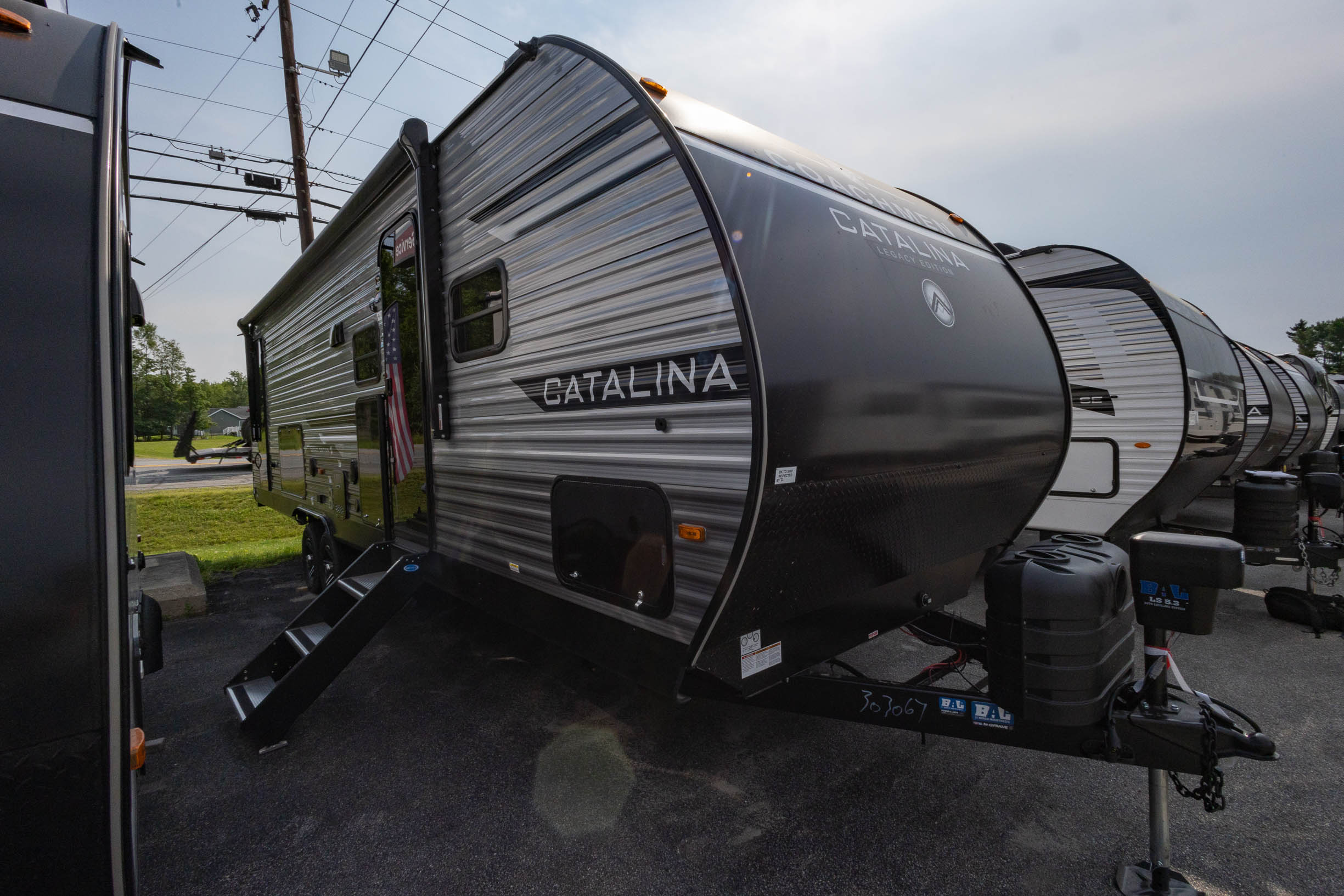 2026 Coachmen Catalina Legacy Edition 273DBHCK TRAVEL TRAILER