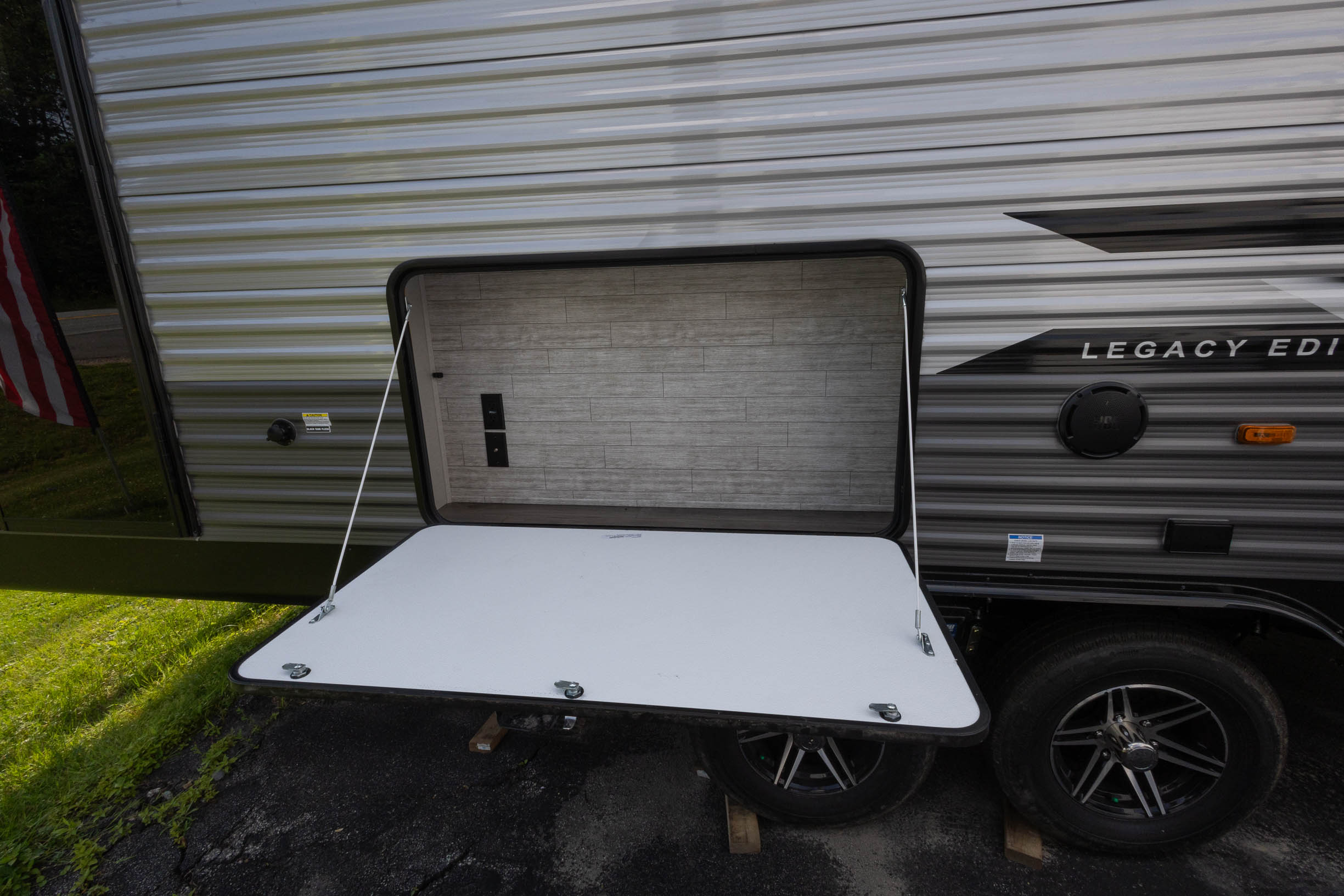 2026 Coachmen Catalina Legacy Edition 273DBHCK TRAVEL TRAILER