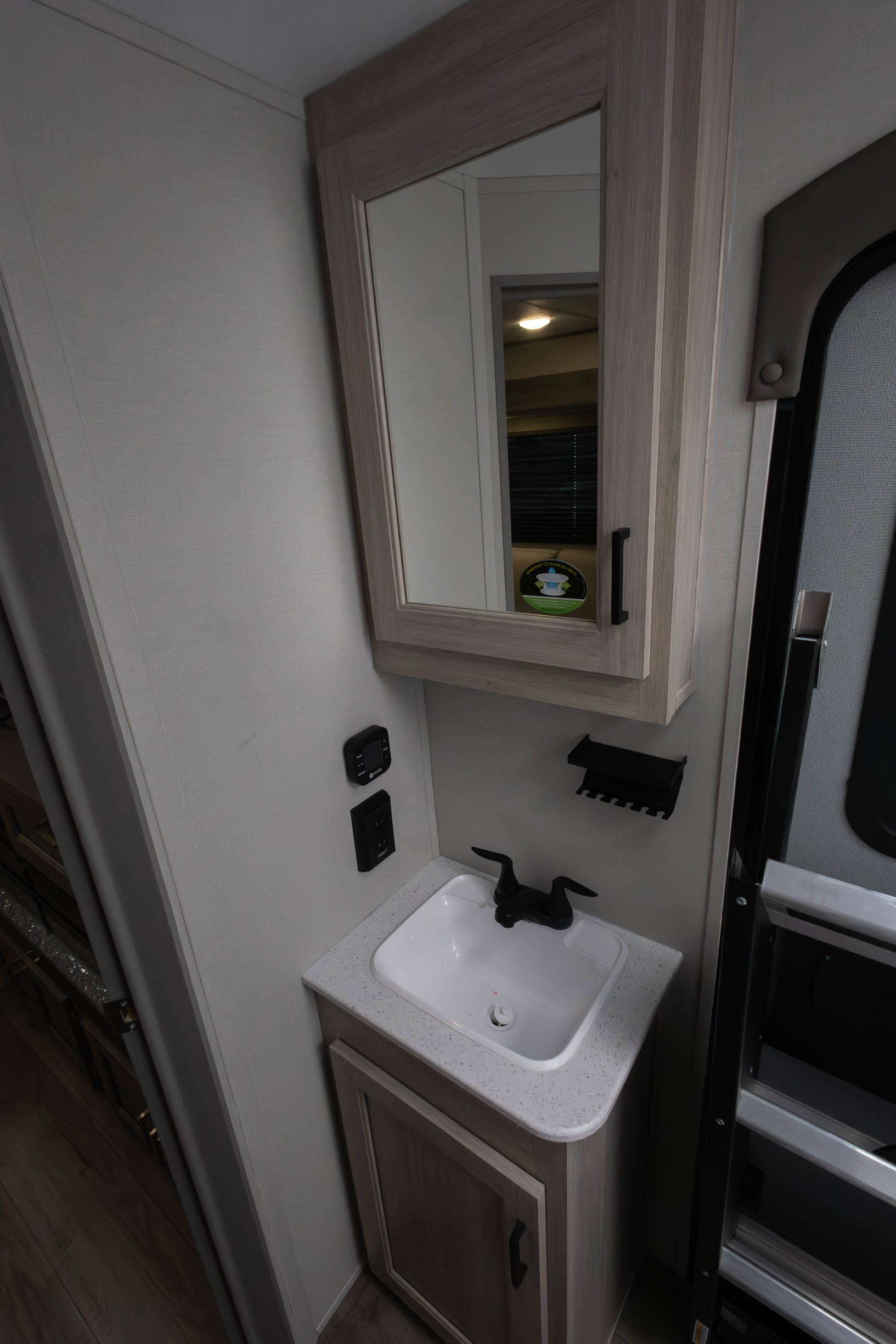 2026 Coachmen Catalina Legacy Edition 273DBHCK TRAVEL TRAILER
