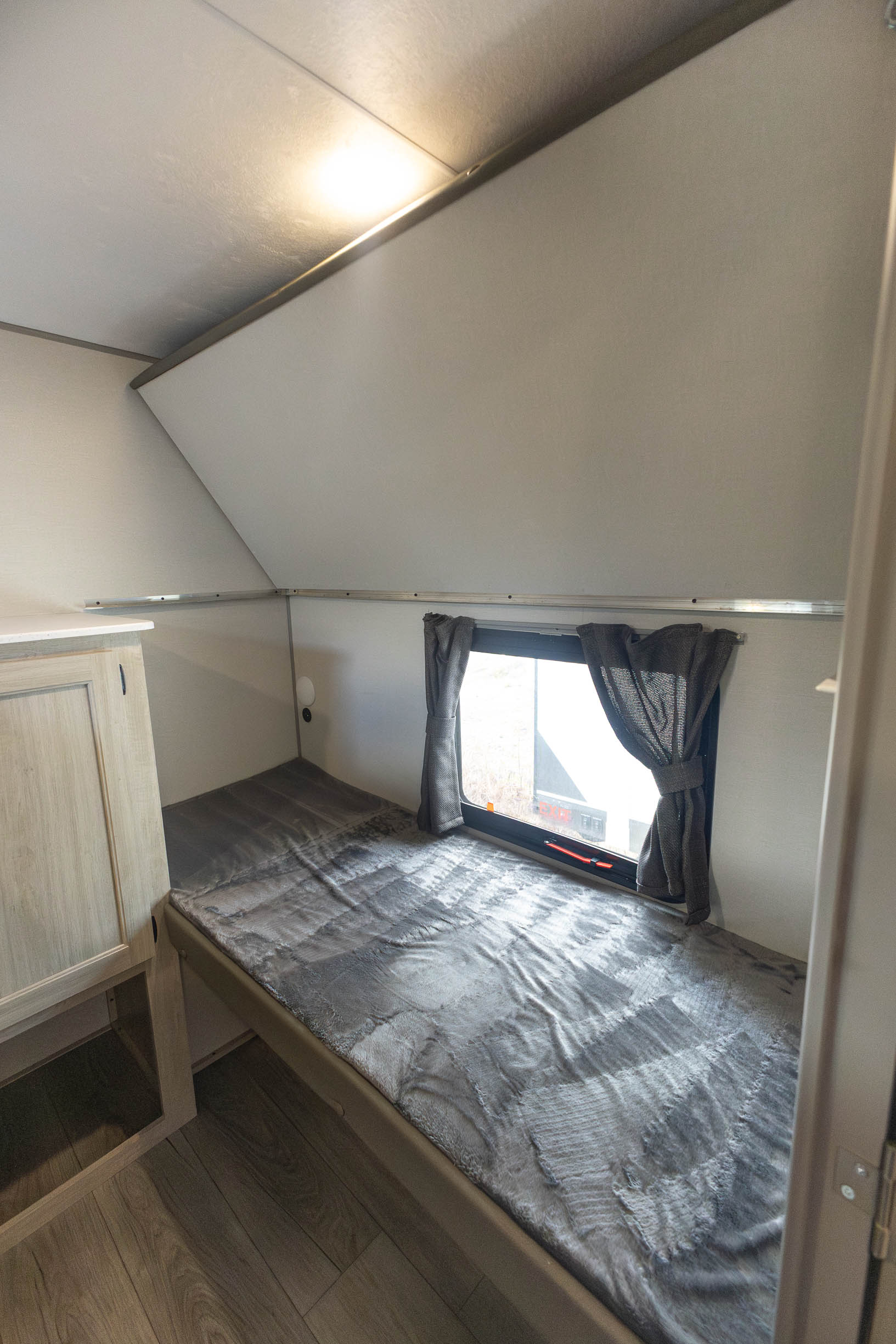 2026 Coachmen Catalina Summit 281QBUNK TRAVEL TRAILER