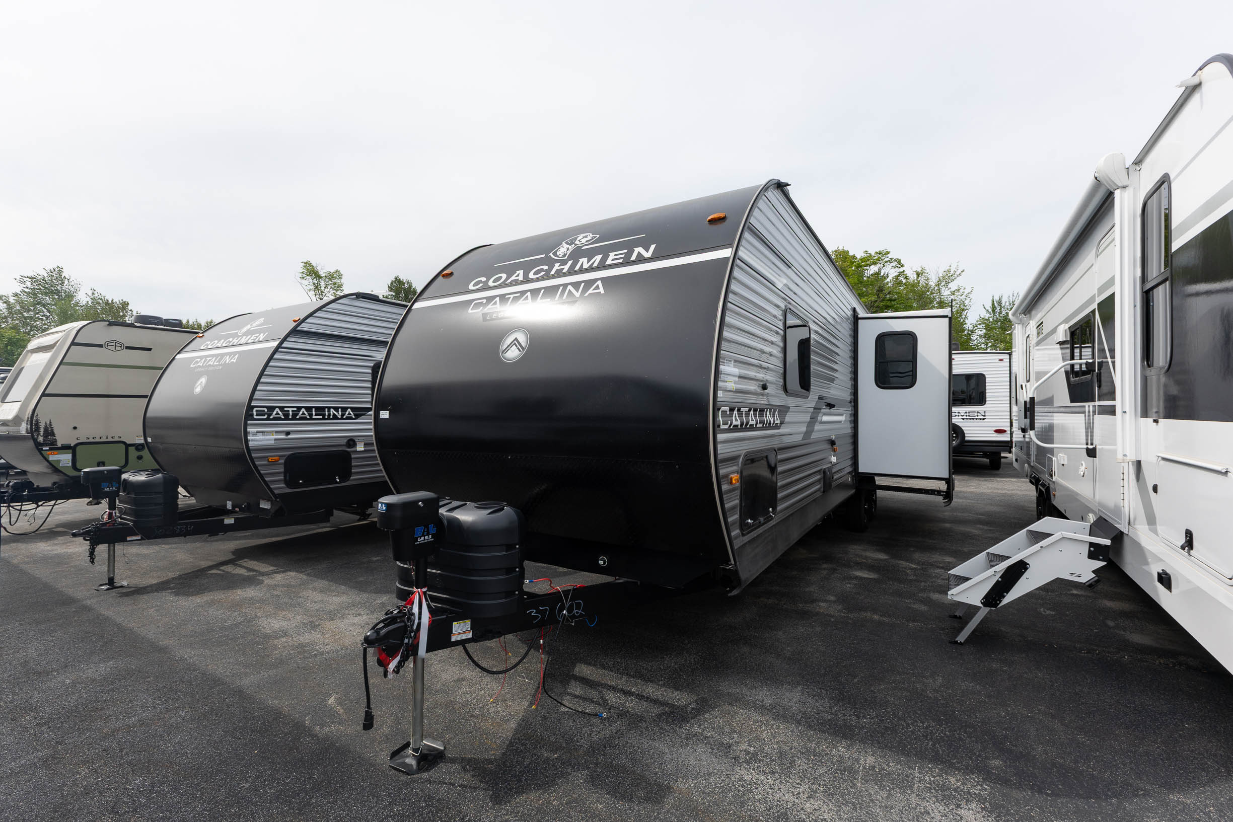 2026 Coachmen Catalina Legacy Edition 283RKS TRAVEL TRAILER