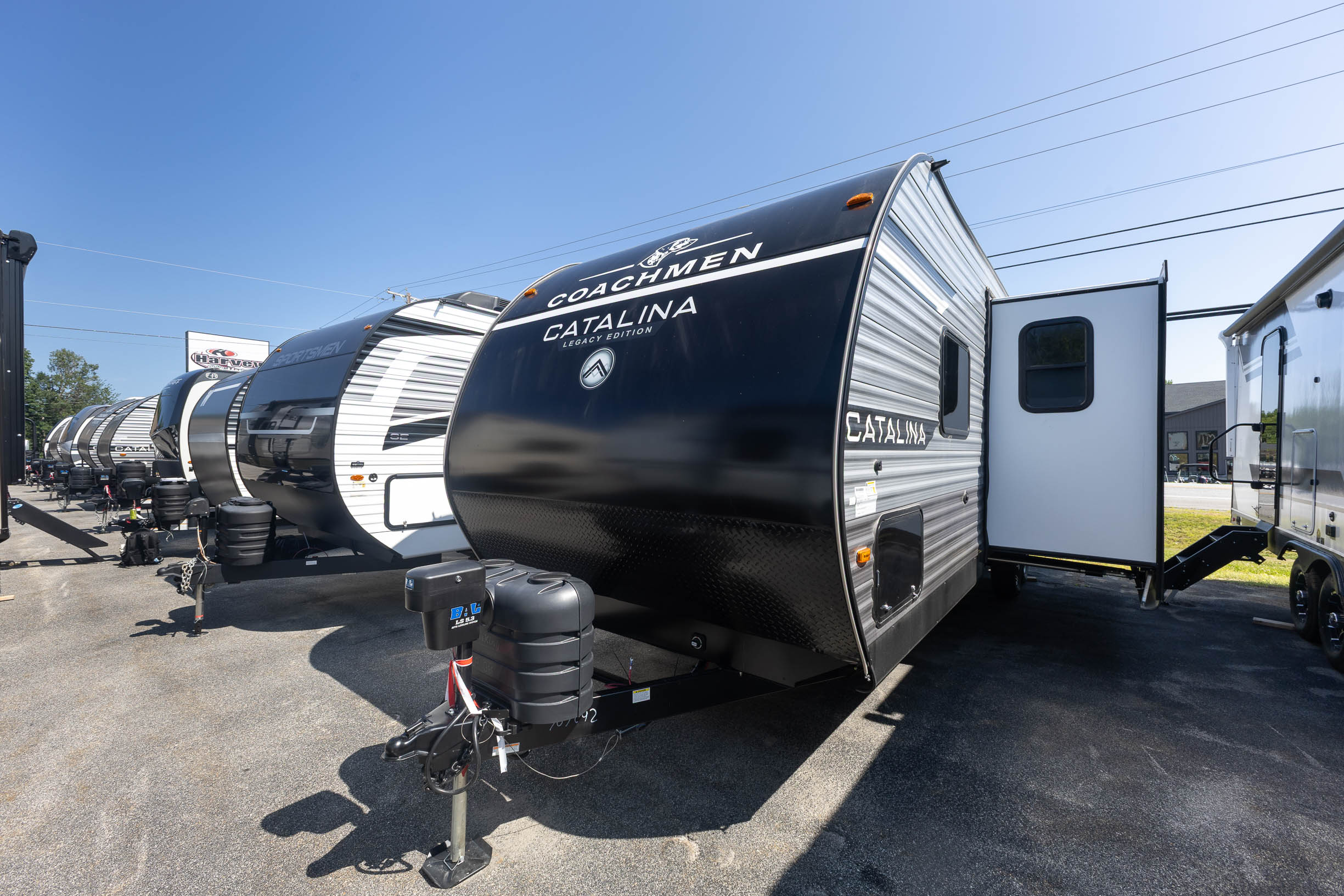 2026 Coachmen Catalina Legacy Edition 293QBCK TRAVEL TRAILER