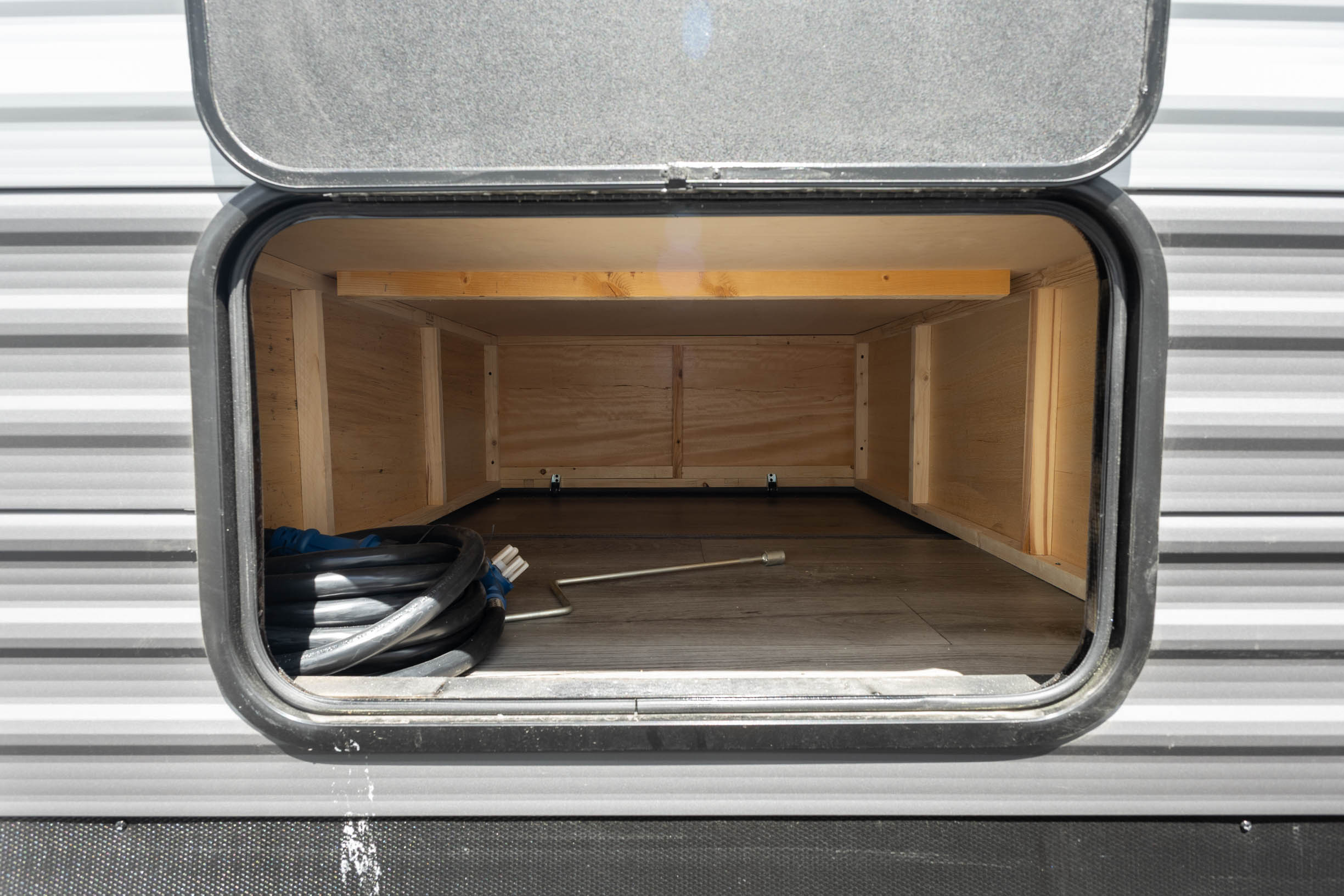 2026 Coachmen Catalina Legacy Edition 303RKDS TRAVEL TRAILER