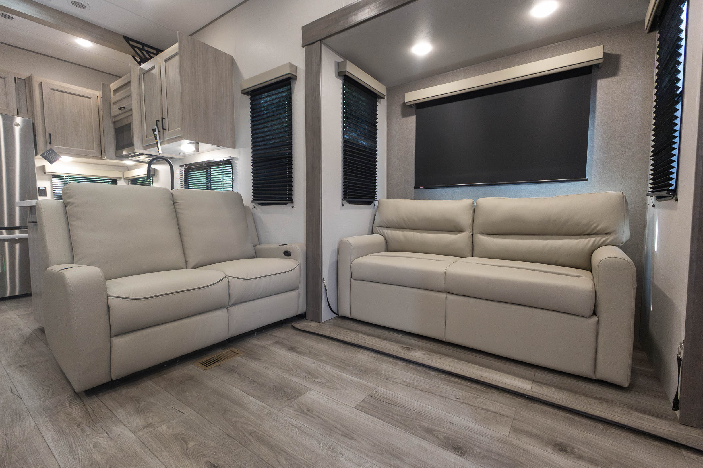 2026 Coachmen Catalina Destination 44CONDO DESTINATION TRAILER