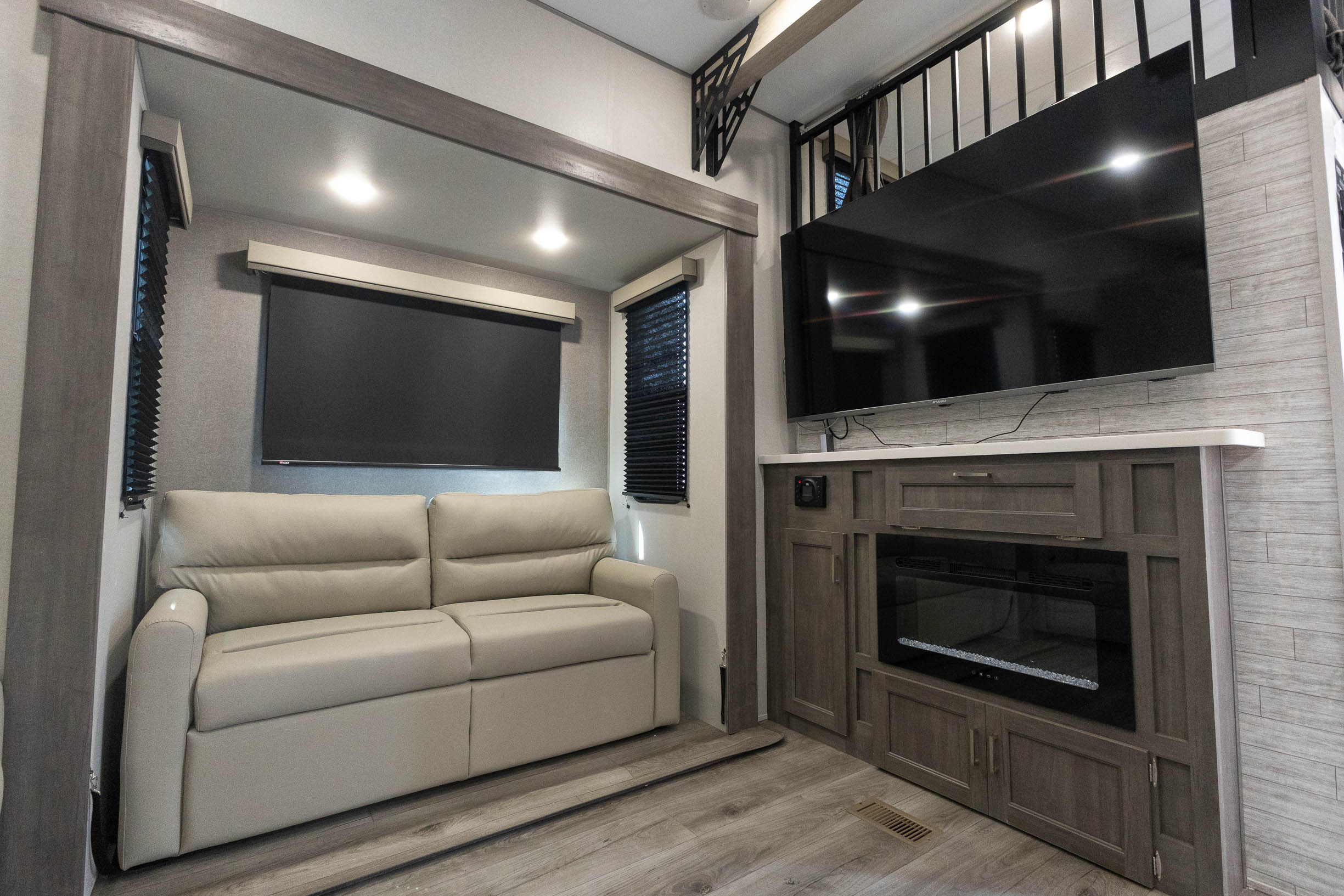 2026 Coachmen Catalina Destination 44CONDO DESTINATION TRAILER