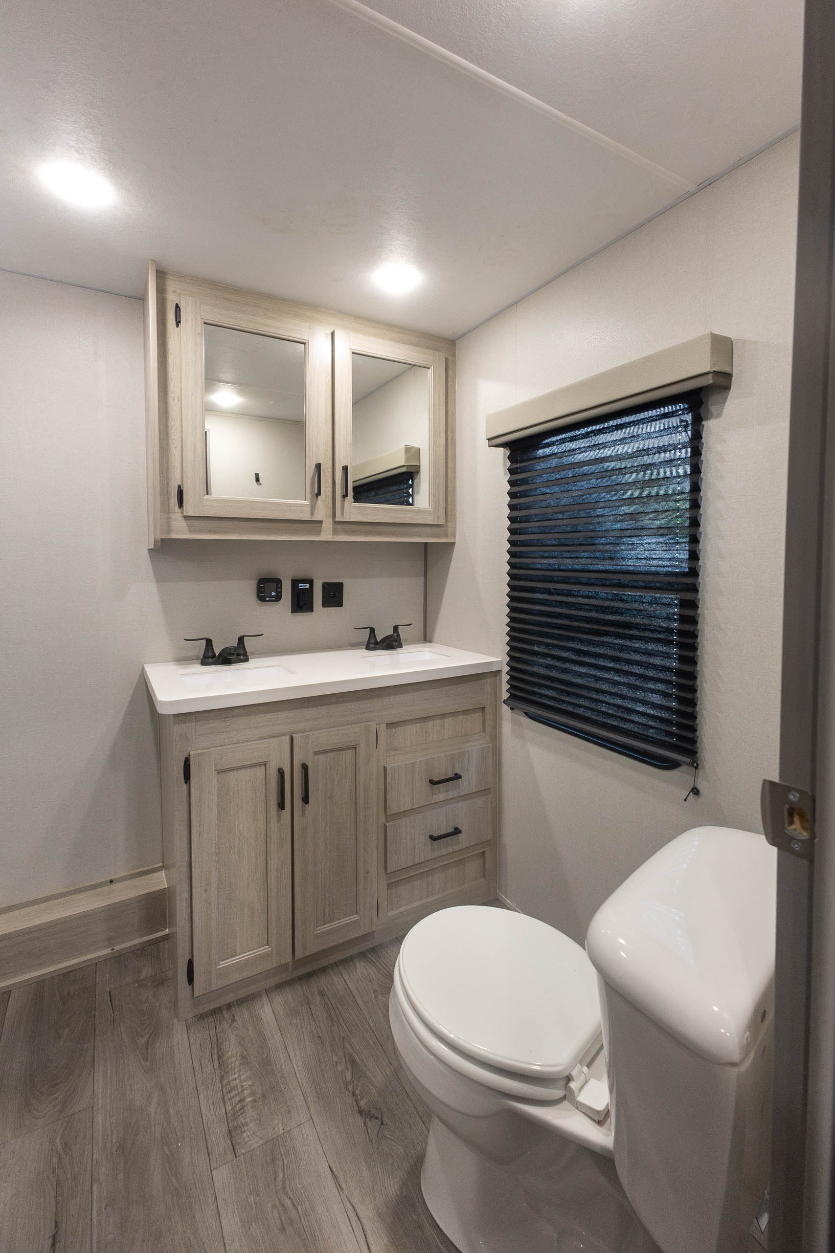 2026 Coachmen Catalina Destination 44CONDO DESTINATION TRAILER