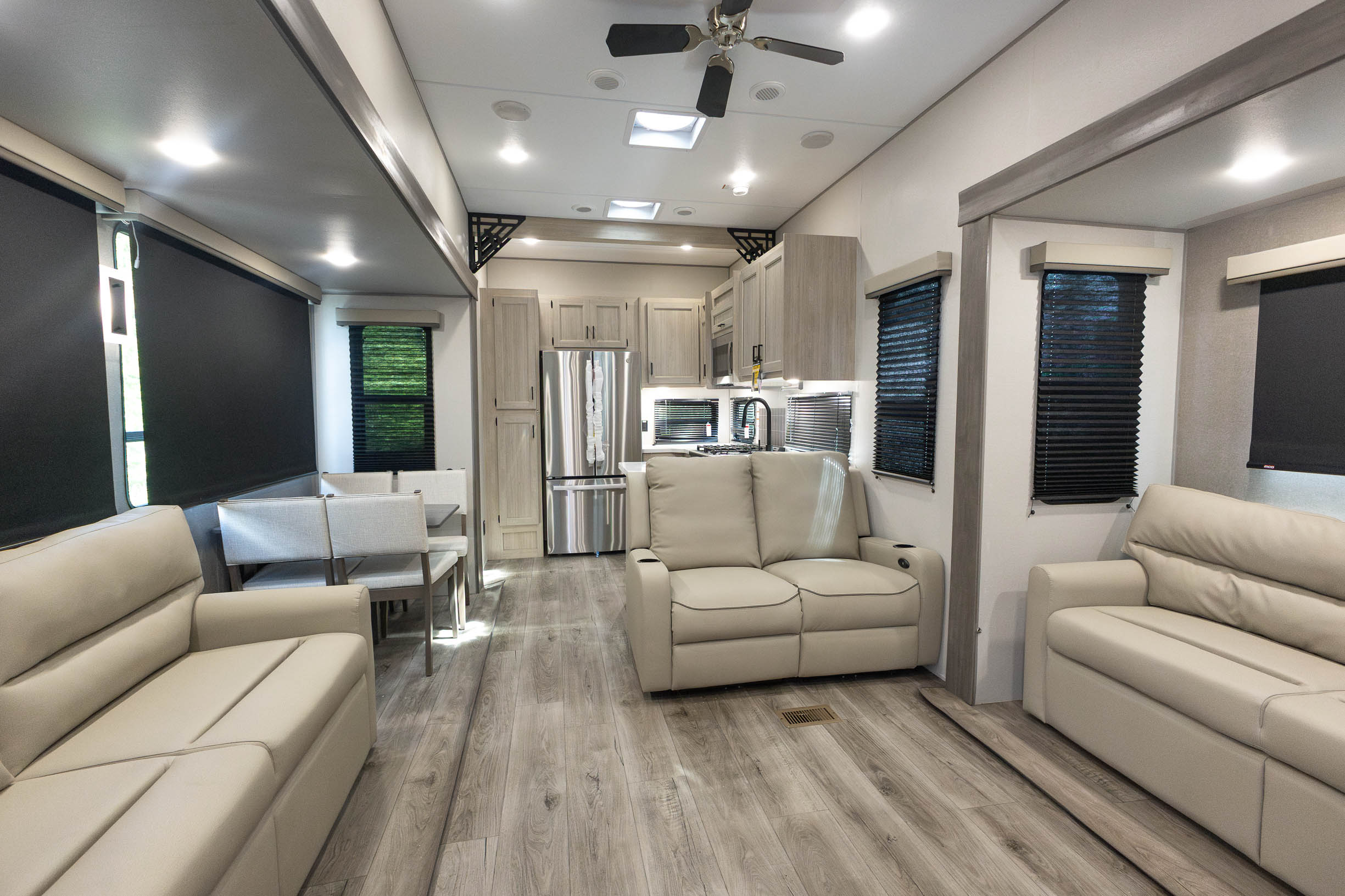 2026 Coachmen Catalina Destination 44CONDO DESTINATION TRAILER