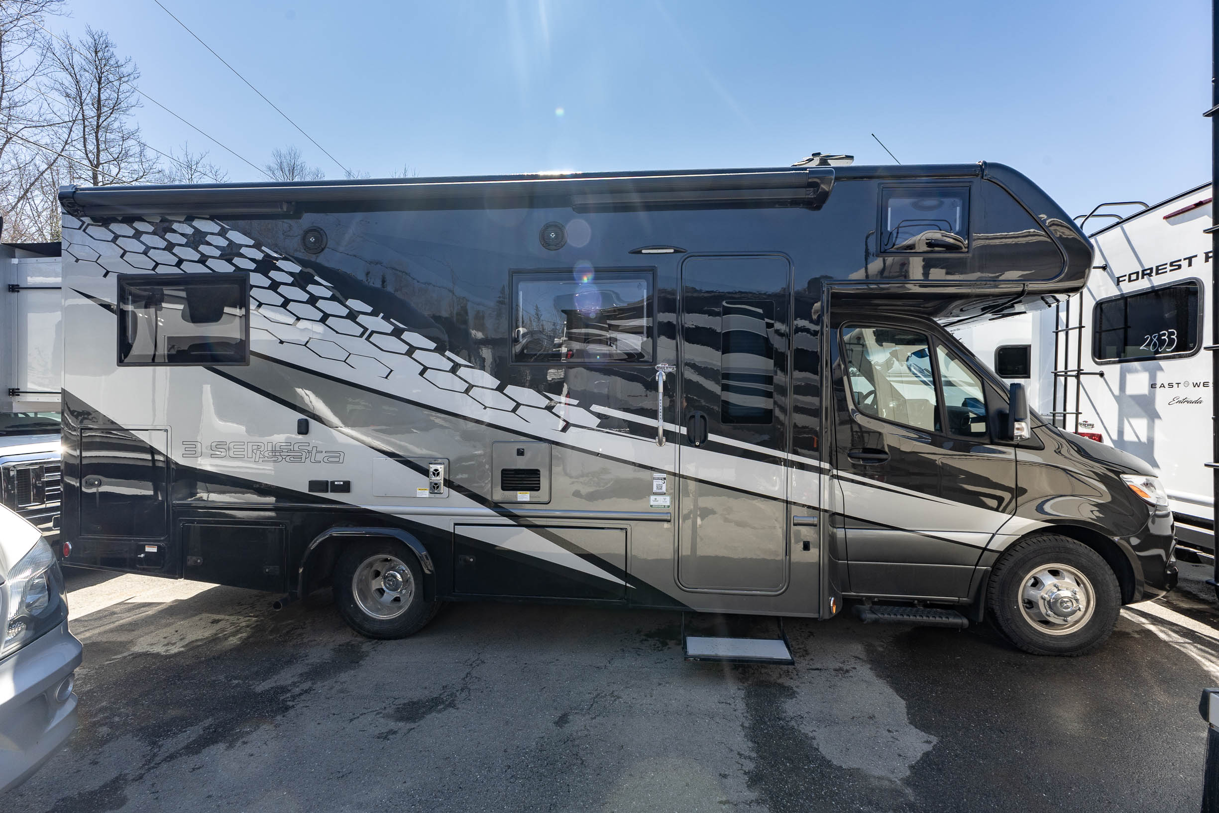 2026 Dynamax Isata 3 24RW CLASS C MOTORHOME