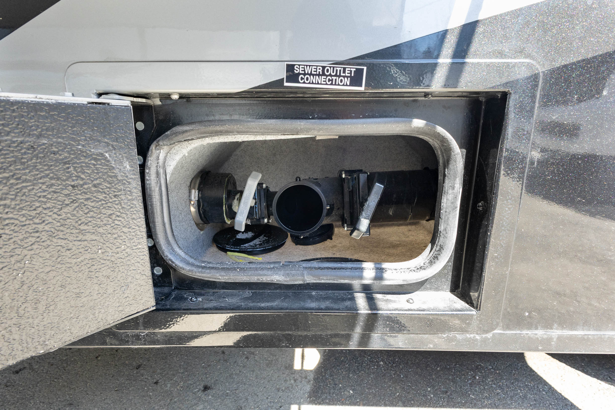 2026 Dynamax Isata 3 24RW CLASS C MOTORHOME