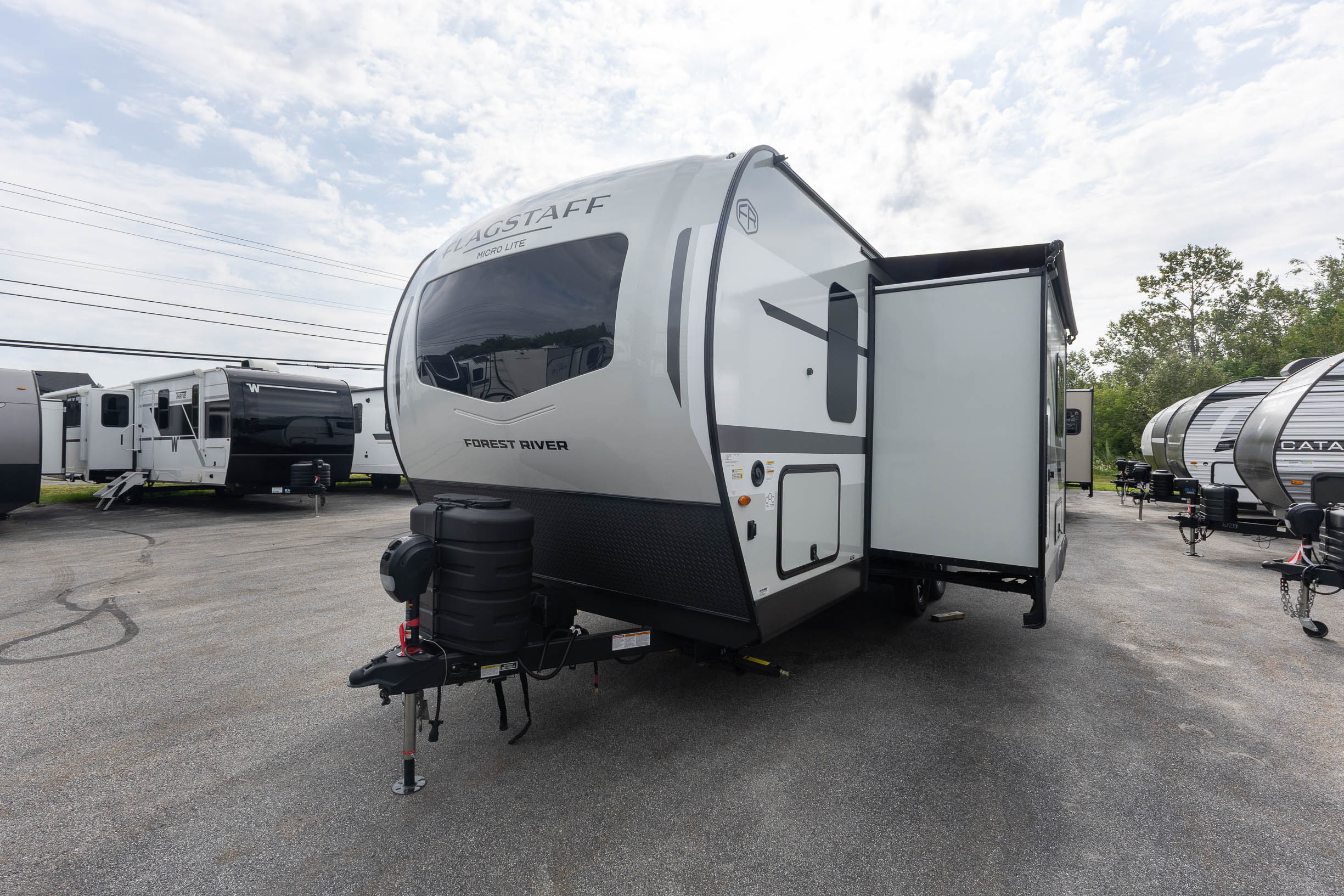 2026 Forest River Flagstaff Micro Lite 25BRDS TRAVEL TRAILER