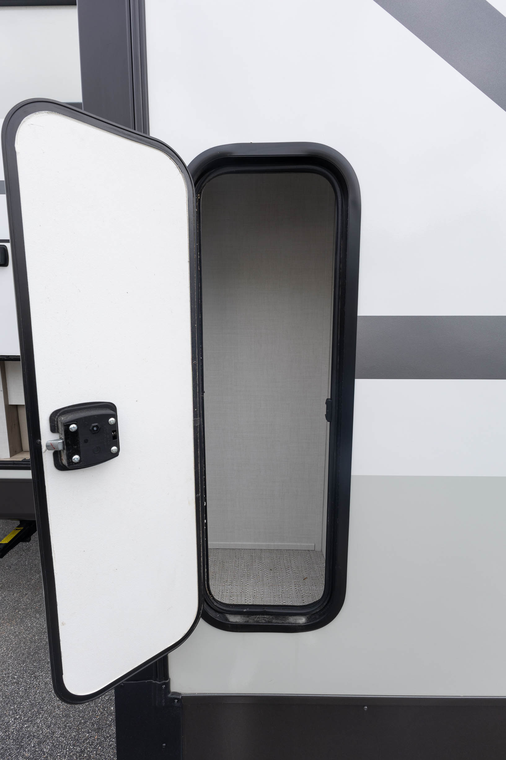 2026 Forest River Flagstaff Micro Lite 25BRDS TRAVEL TRAILER