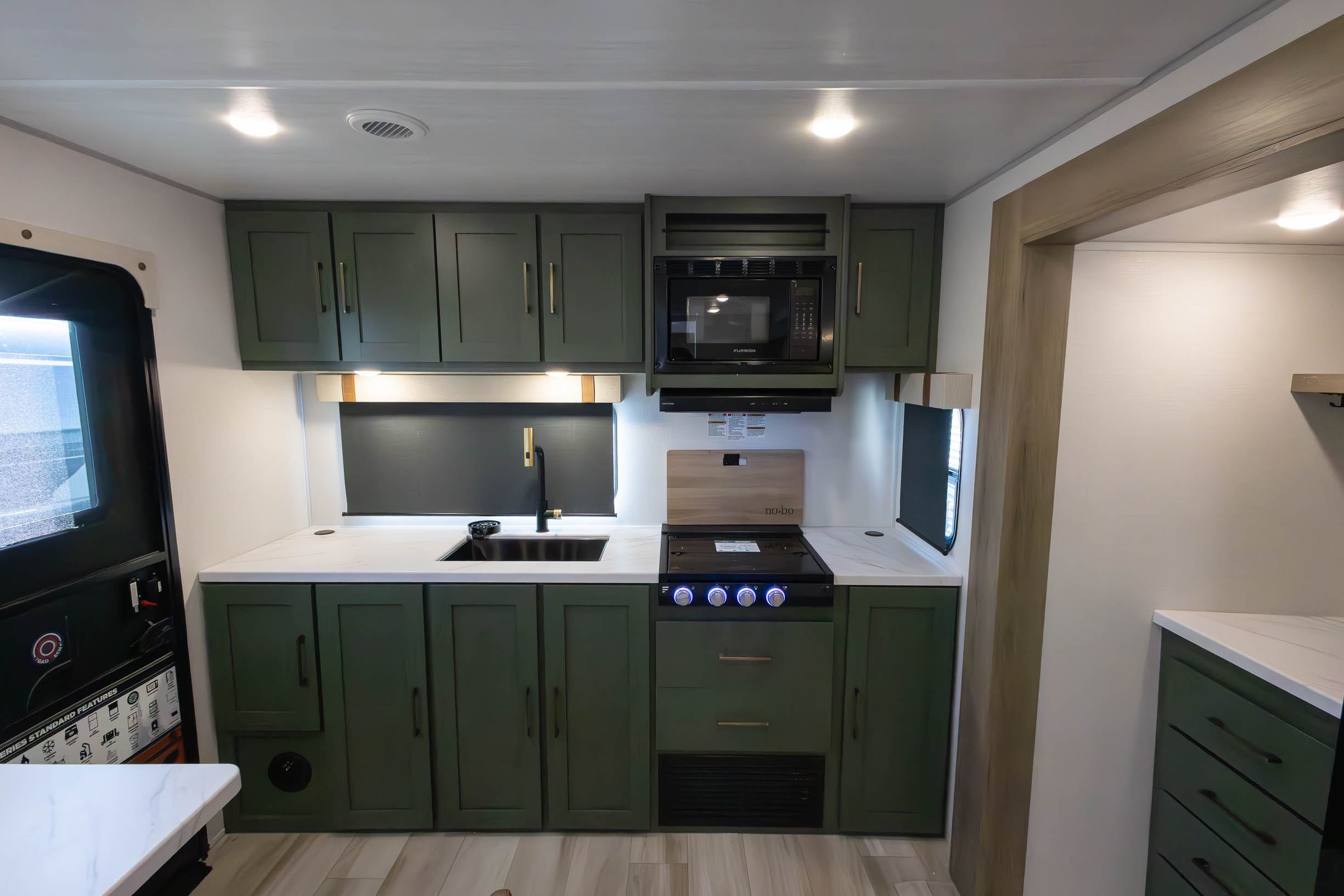 2026 Forest River No Boundaries 20.6 TRAVEL TRAILER