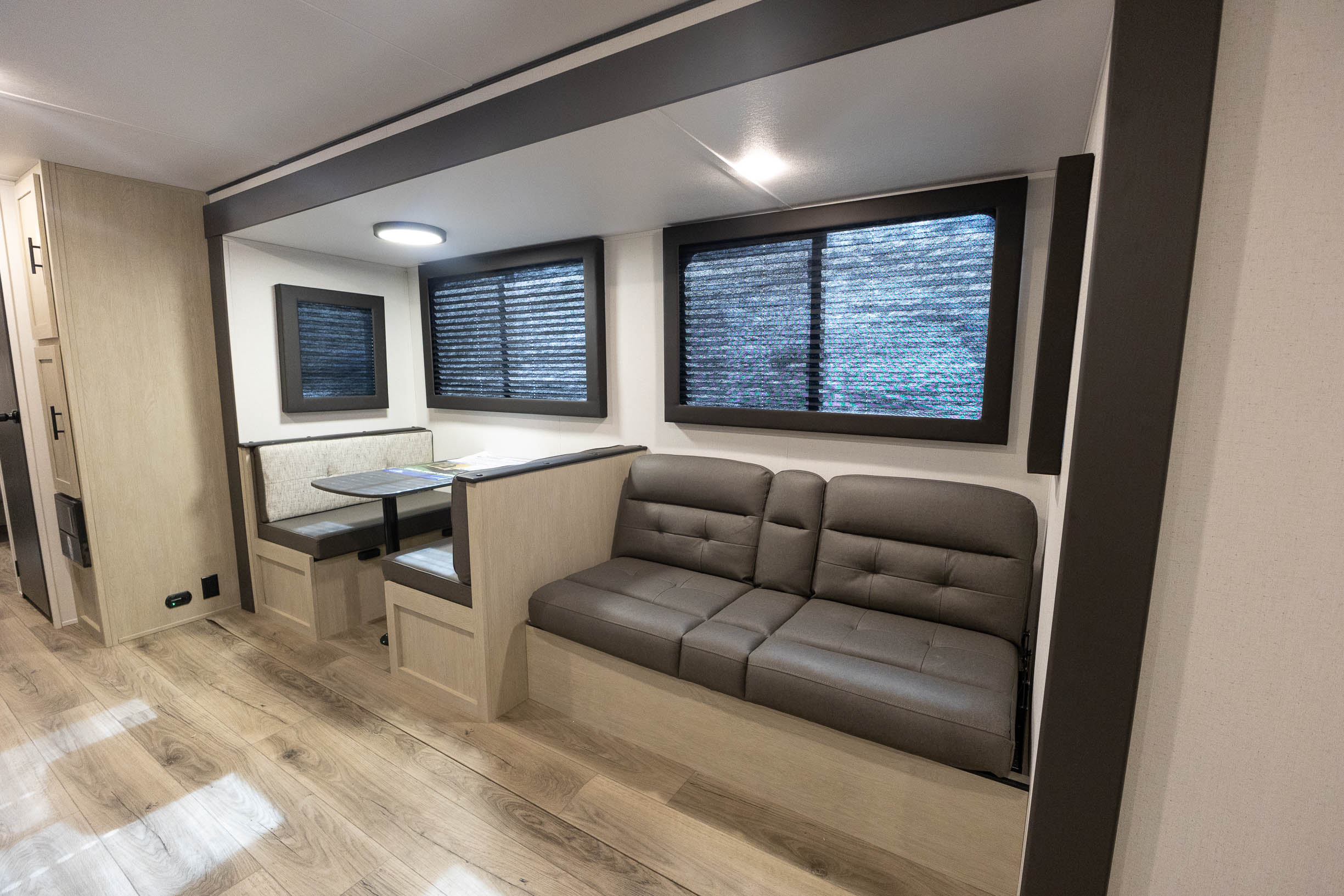 2026 Shasta Shasta I-5 Edition 530BQB TRAVEL TRAILER