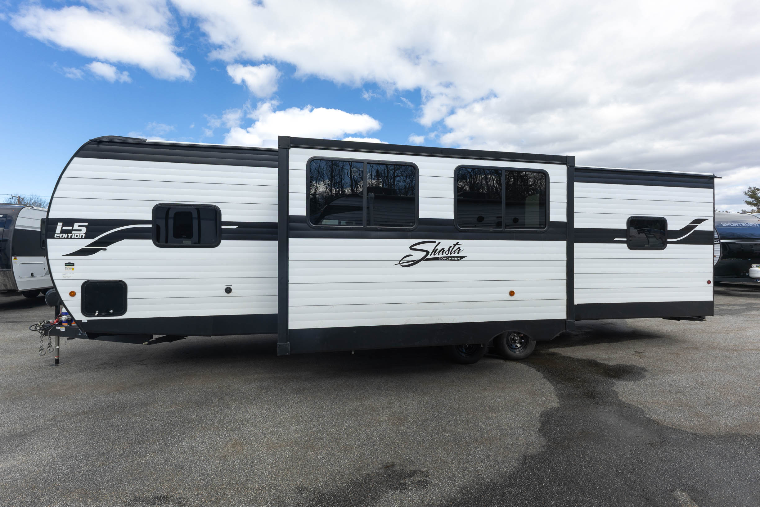 2026 Shasta Shasta I-5 Edition 530BQB TRAVEL TRAILER