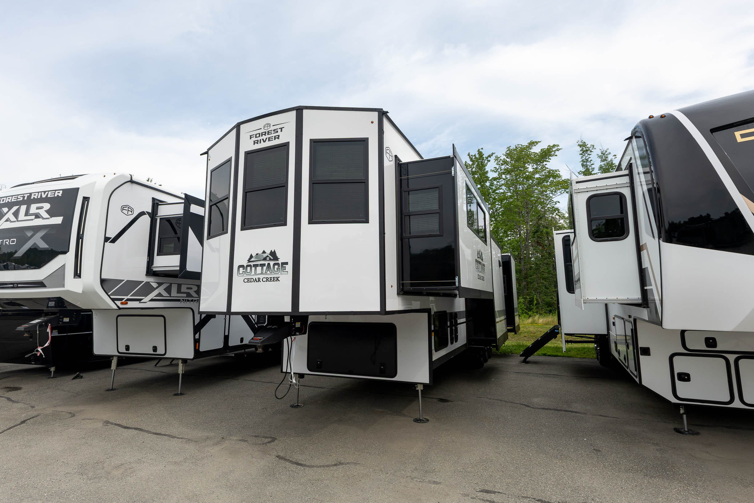 2026 Forest River Cedar Creek Cottage 413FWC FIFTH WHEEL
