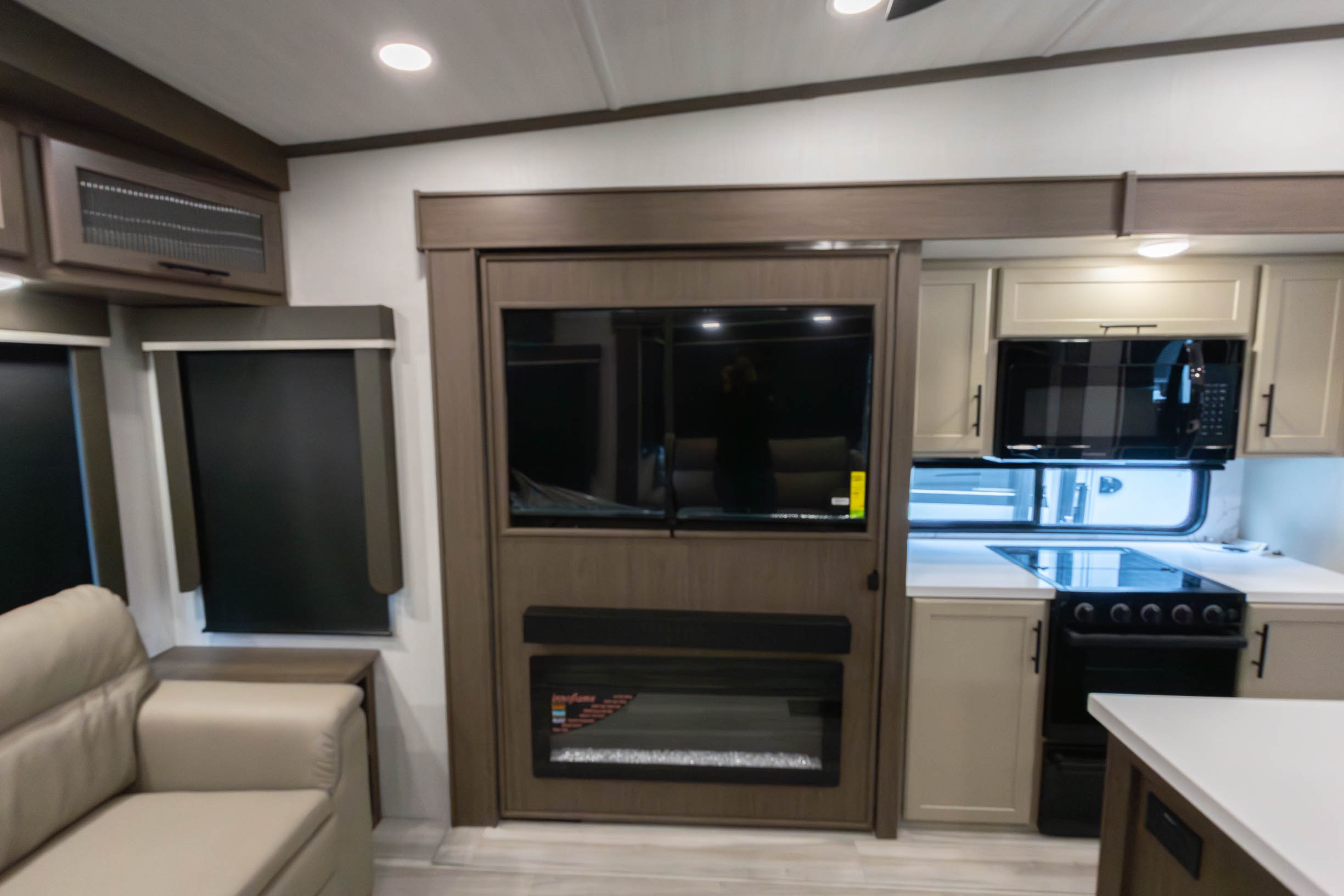 2026 Keystone RV Cougar 290RLS FIFTH WHEEL