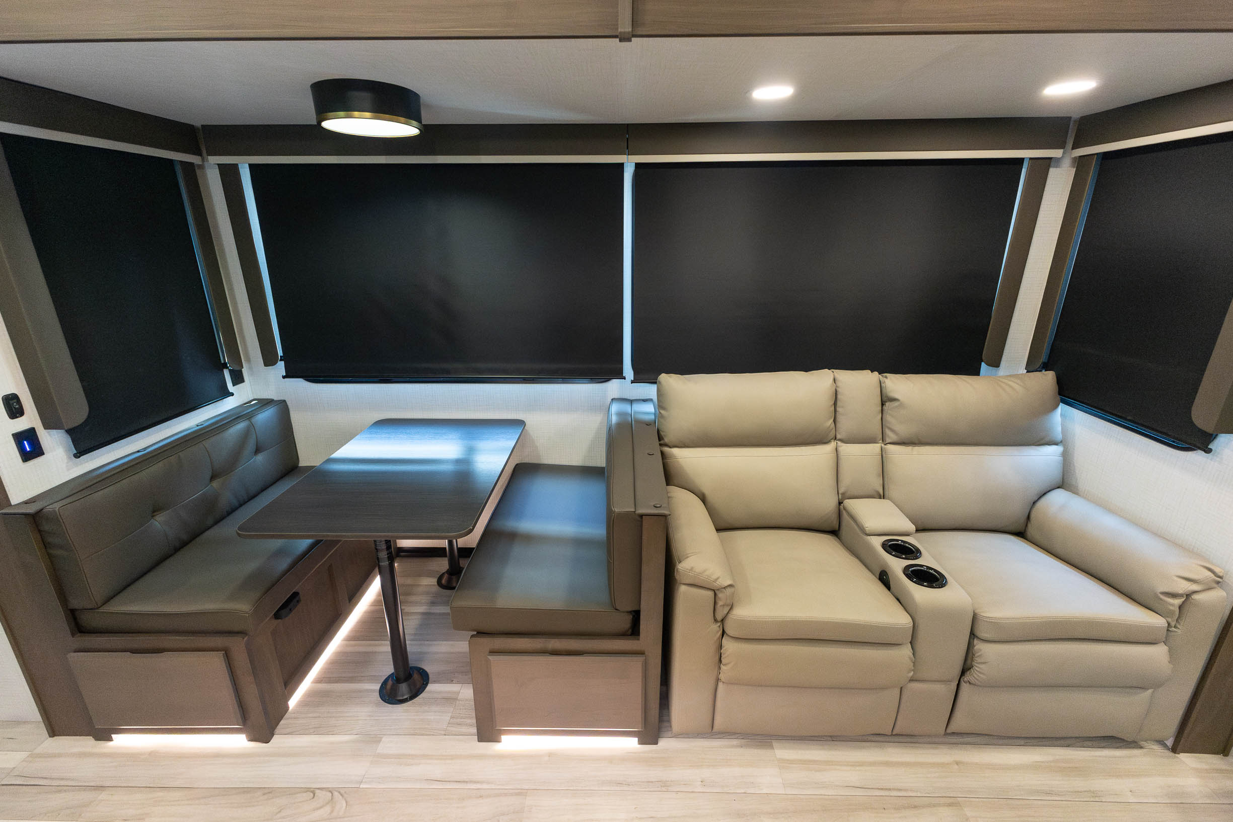 2026 Keystone RV Cougar 360MBI FIFTH WHEEL