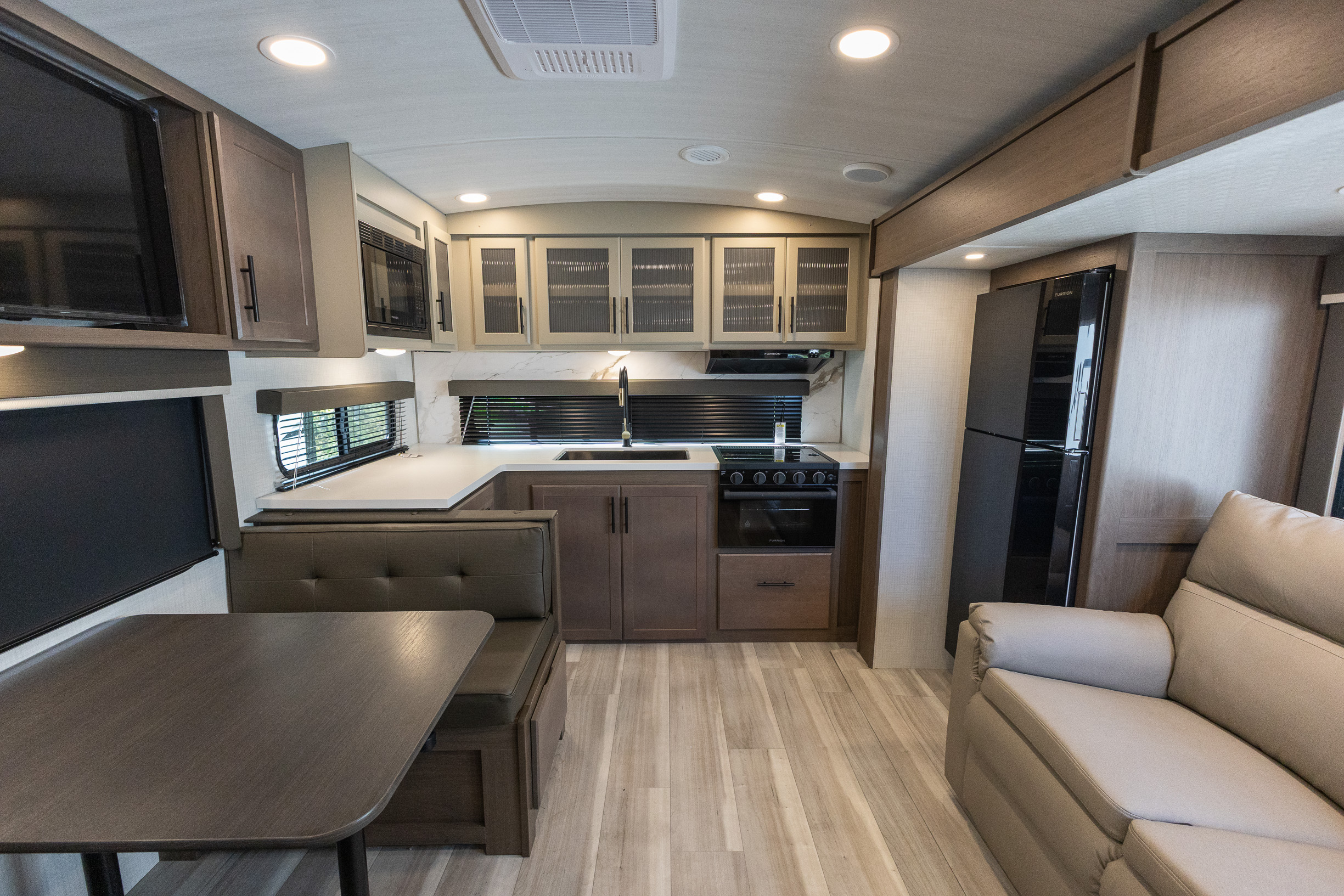 2026 Keystone RV Cougar Half-Ton 25MLE TRAVEL TRAILER