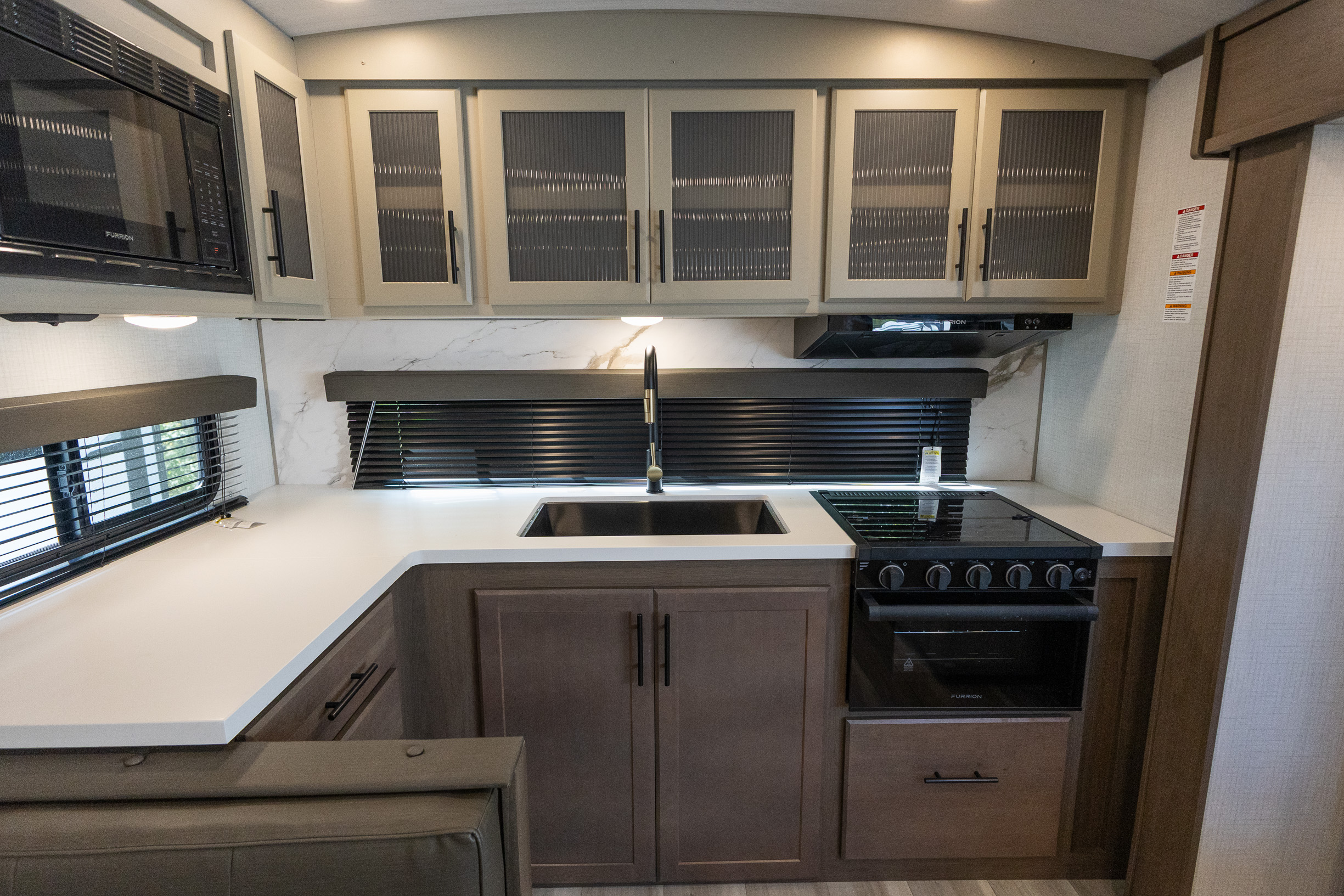 2026 Keystone RV Cougar Half-Ton 25MLE TRAVEL TRAILER