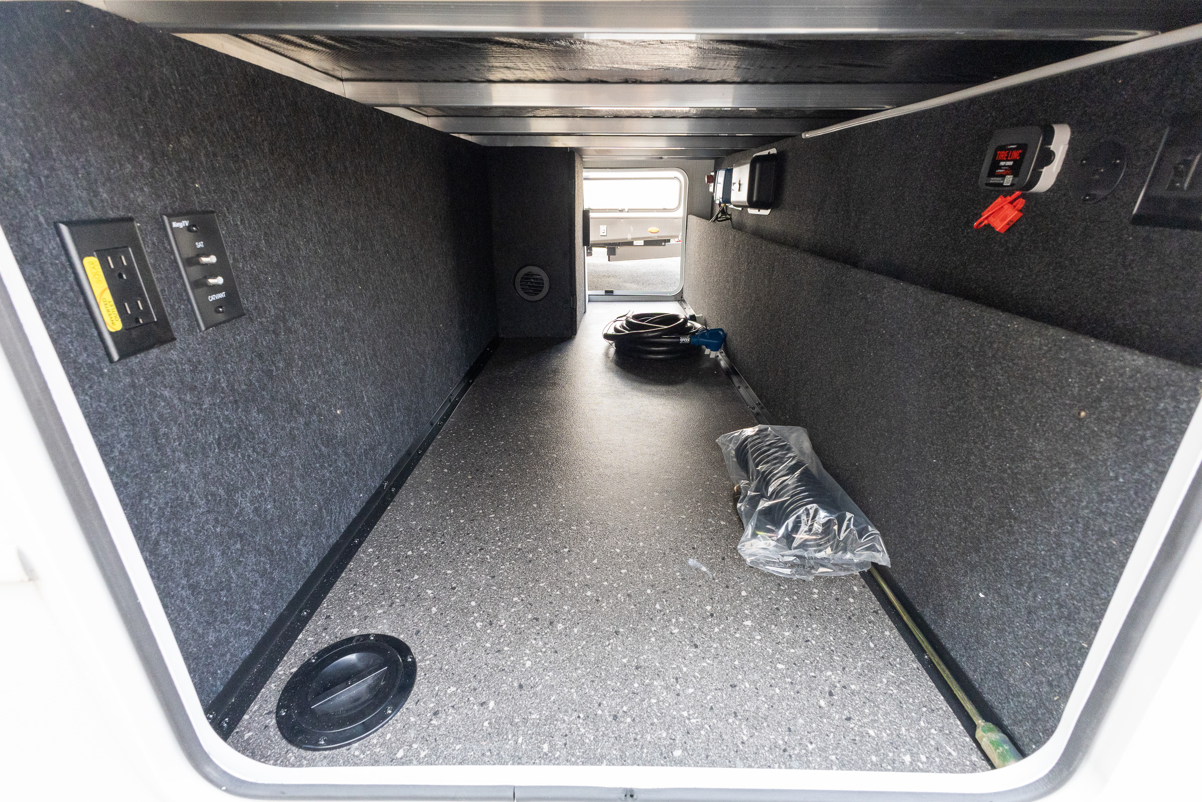 2026 Keystone RV Cougar Half-Ton 25MLE TRAVEL TRAILER