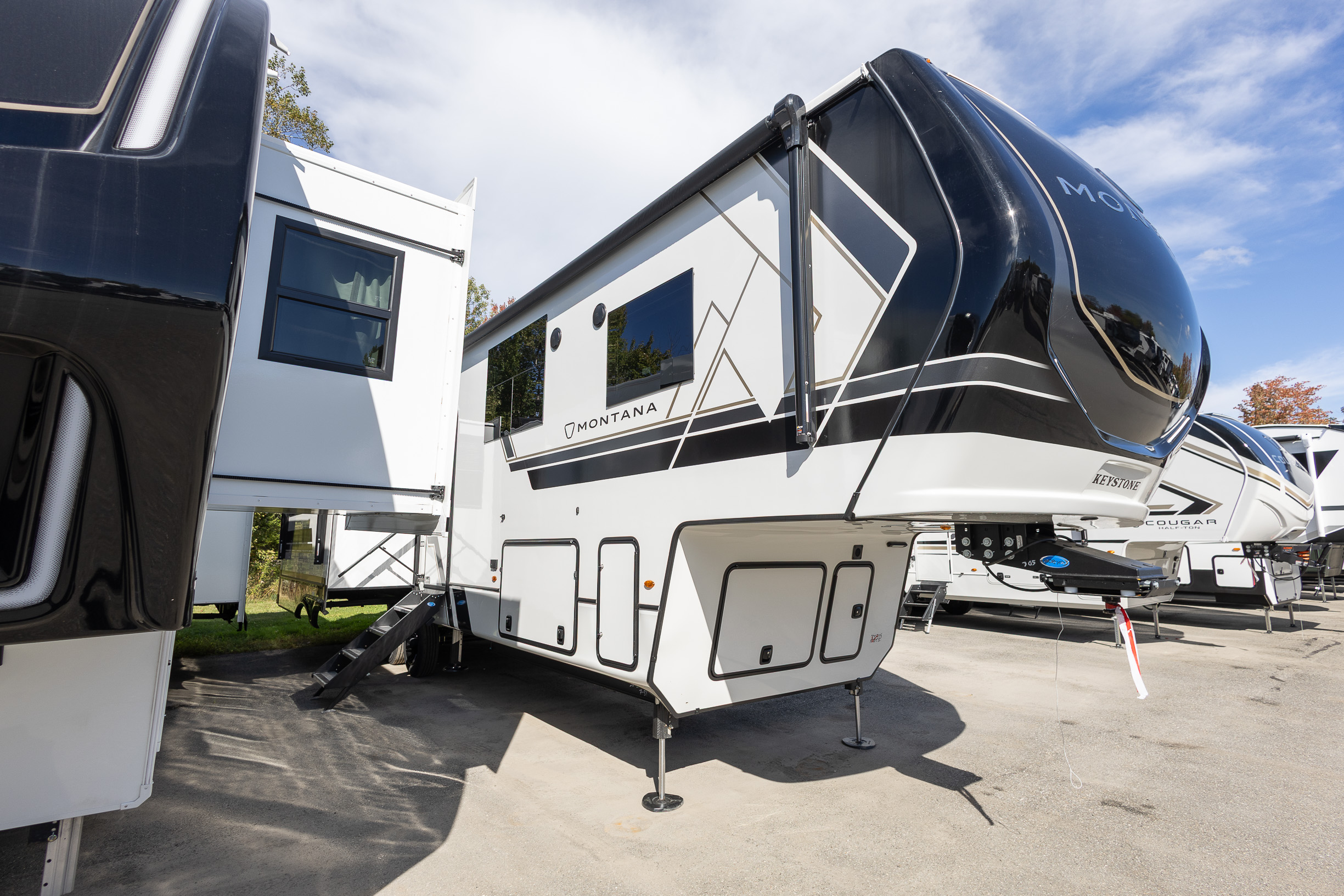 2026 Keystone RV Montana 3231CK FIFTH WHEEL