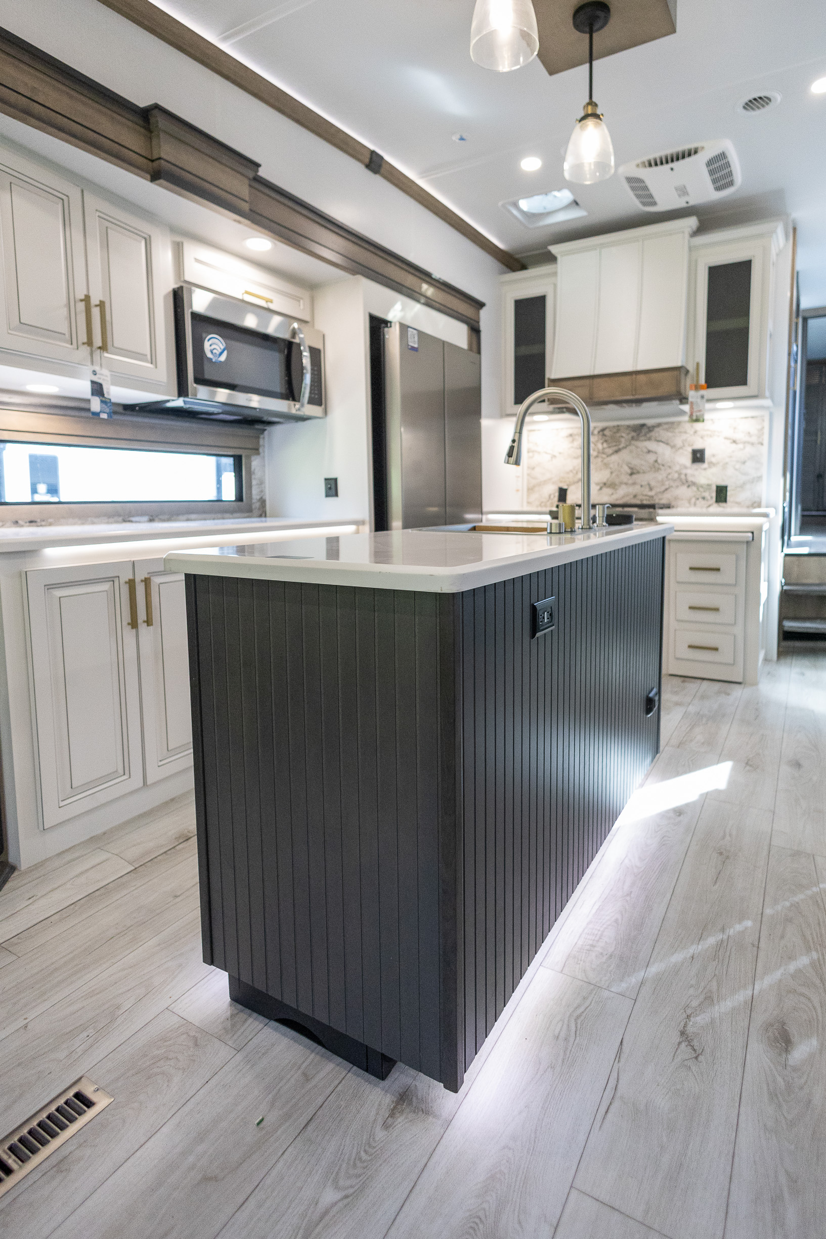 2026 Keystone RV Montana 3231CK FIFTH WHEEL