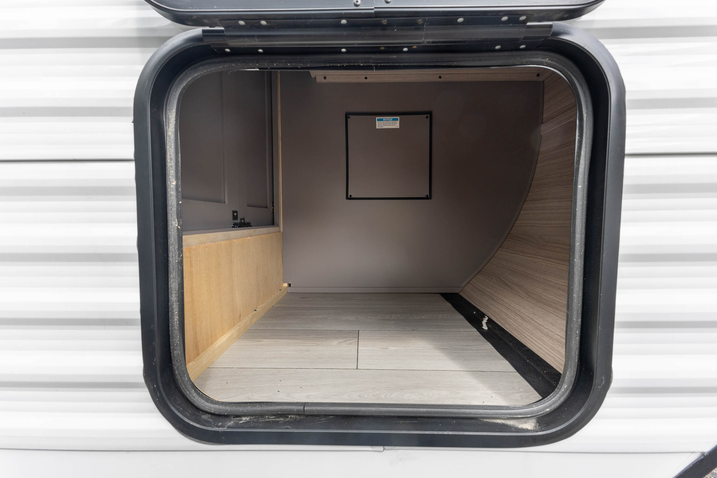 2026 KZ RV Sportsmen 383DBKSE TRAVEL TRAILER