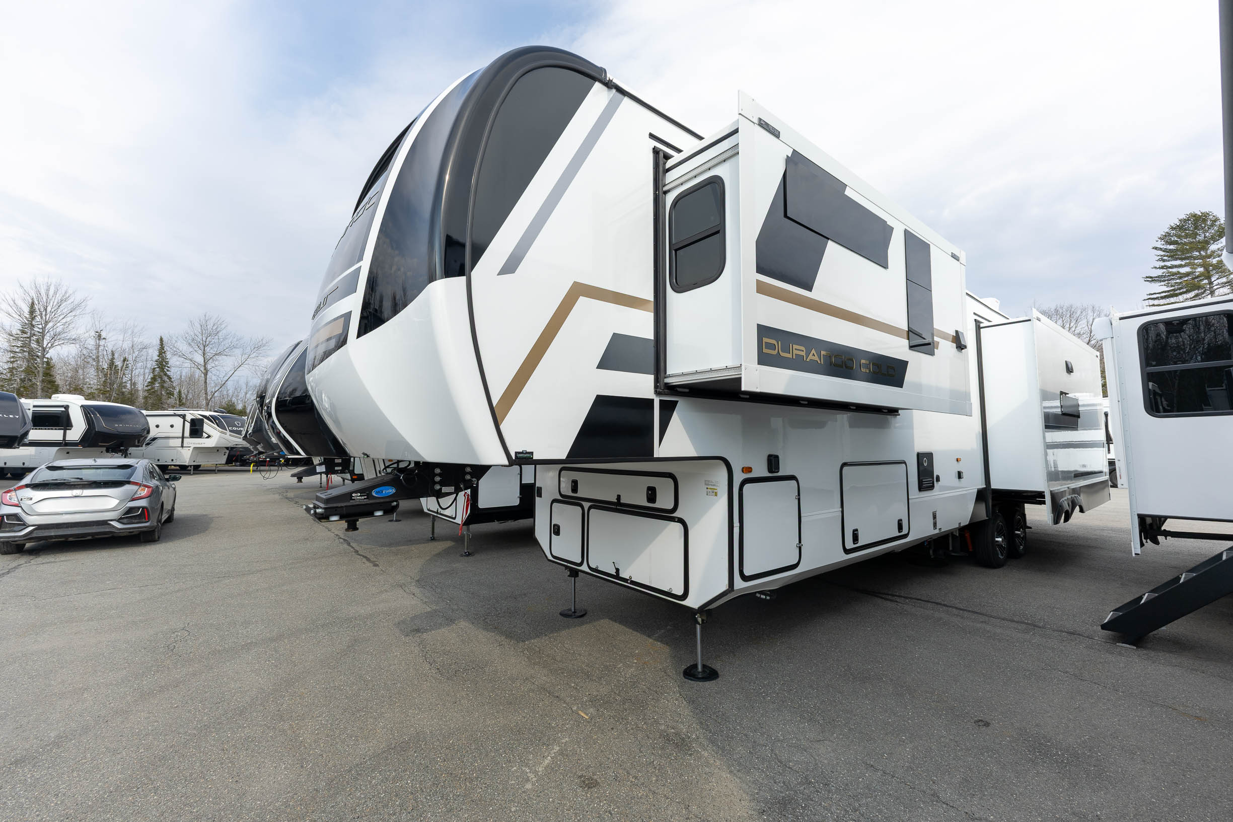 2026 KZ RV Durango Gold 384MSQ FIFTH WHEEL