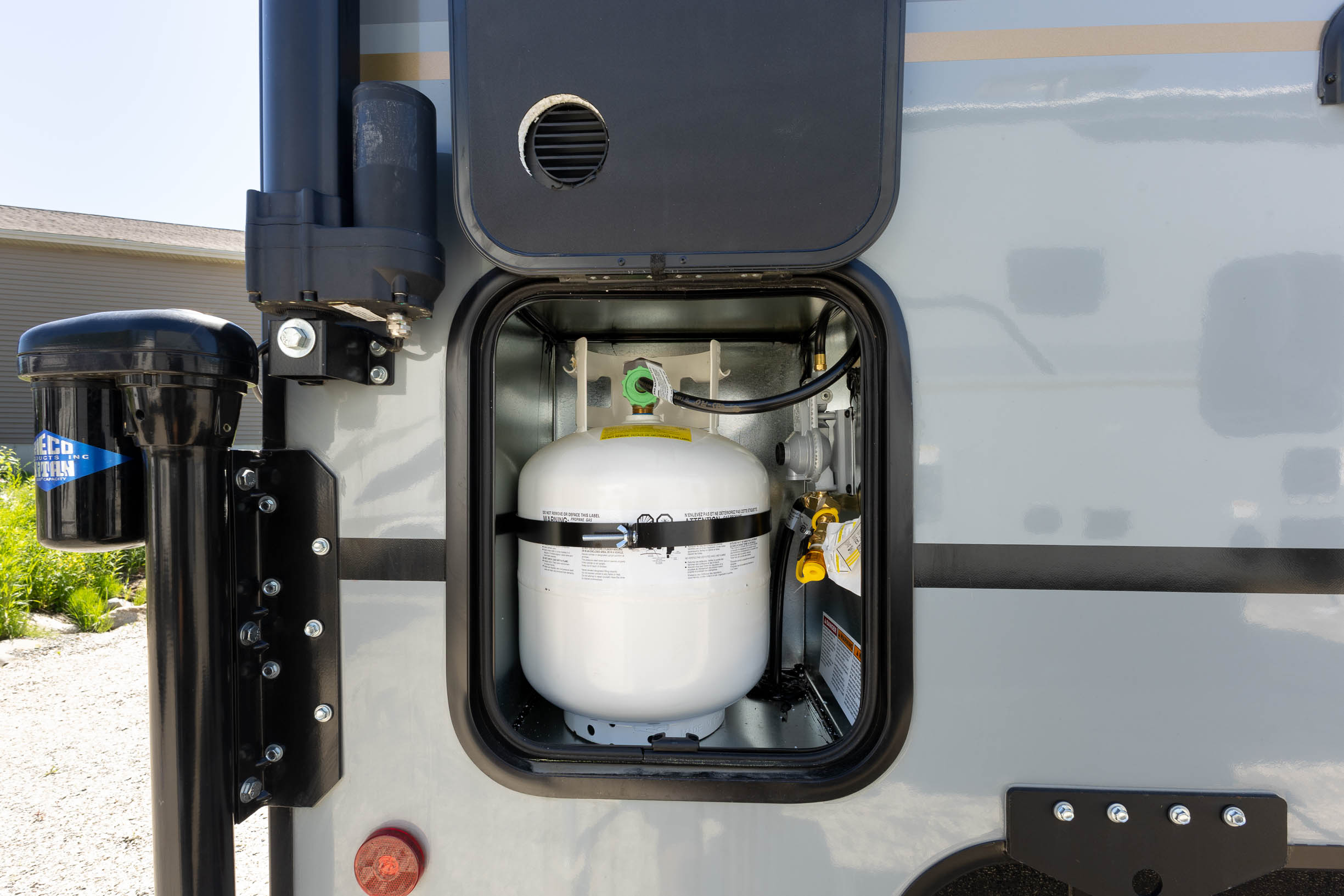 2026 Palomino Backpack SS-1251 TRUCK CAMPER