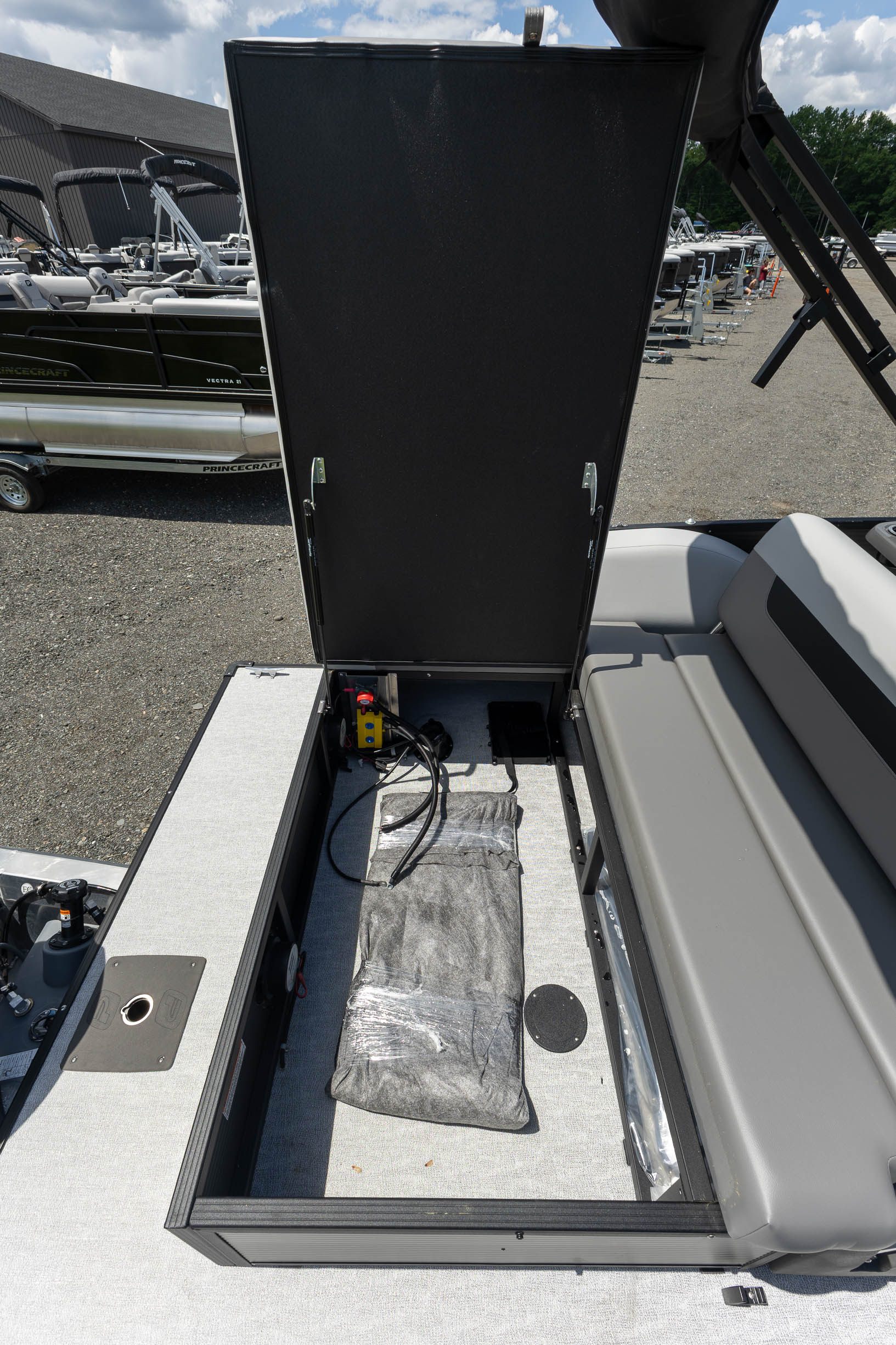 2026 Princecraft Vectra 21 RL PONTOON