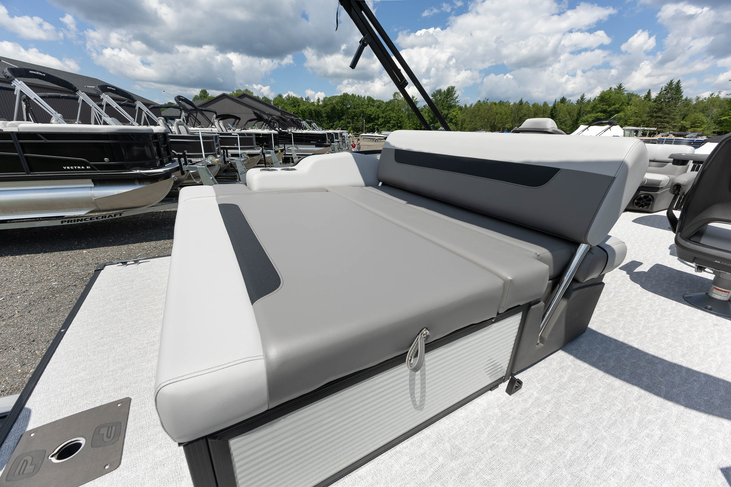2026 Princecraft Vectra 21 RL PONTOON