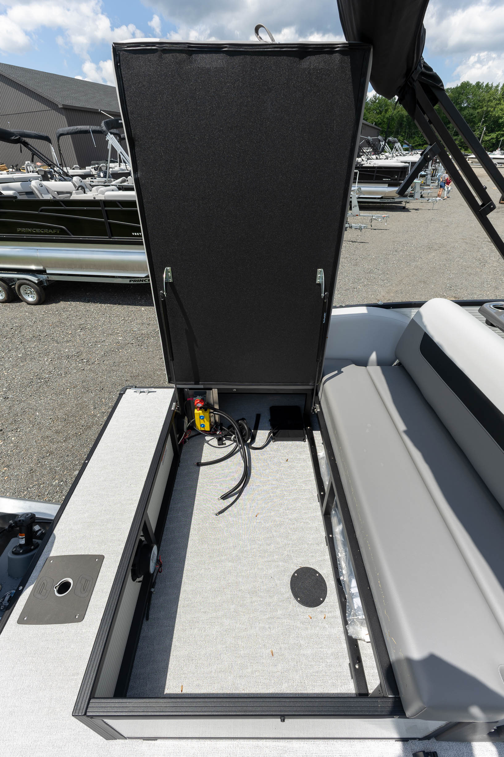 2026 Princecraft Vectra 21 RL PONTOON