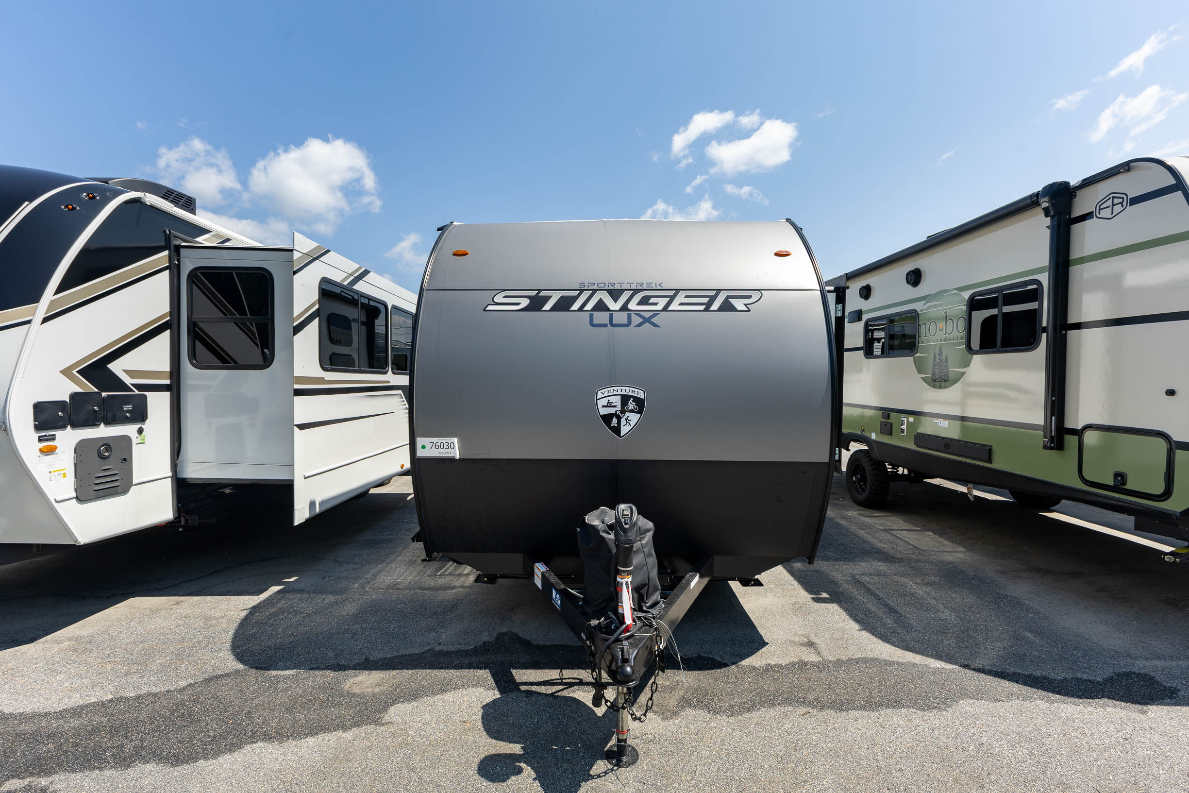 2026 Venture RV SportTrek Stinger STS161VUD TRAVEL TRAILER